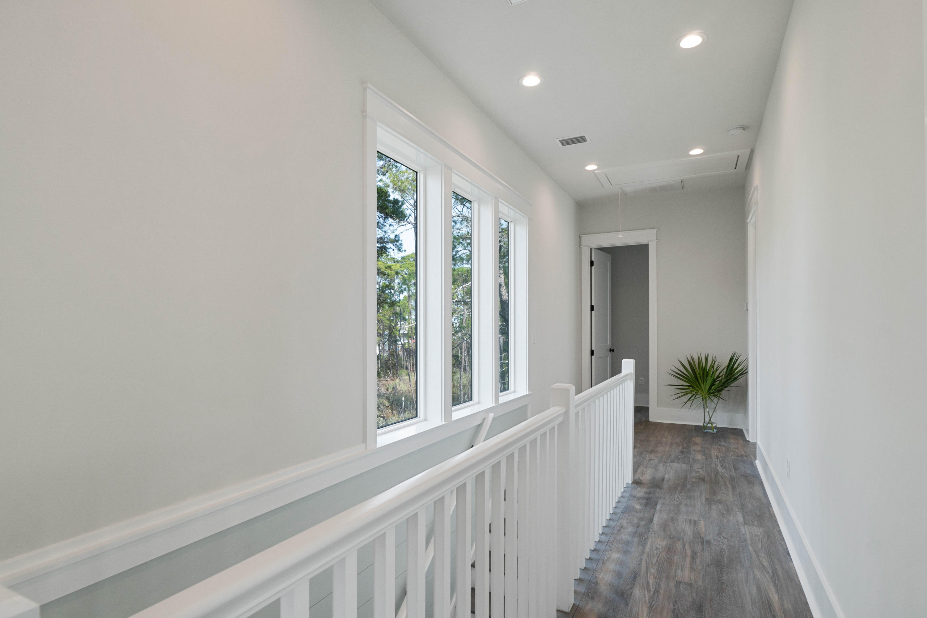 LAKESIDE AT BLUE MOUNTAIN BEACH - Residential