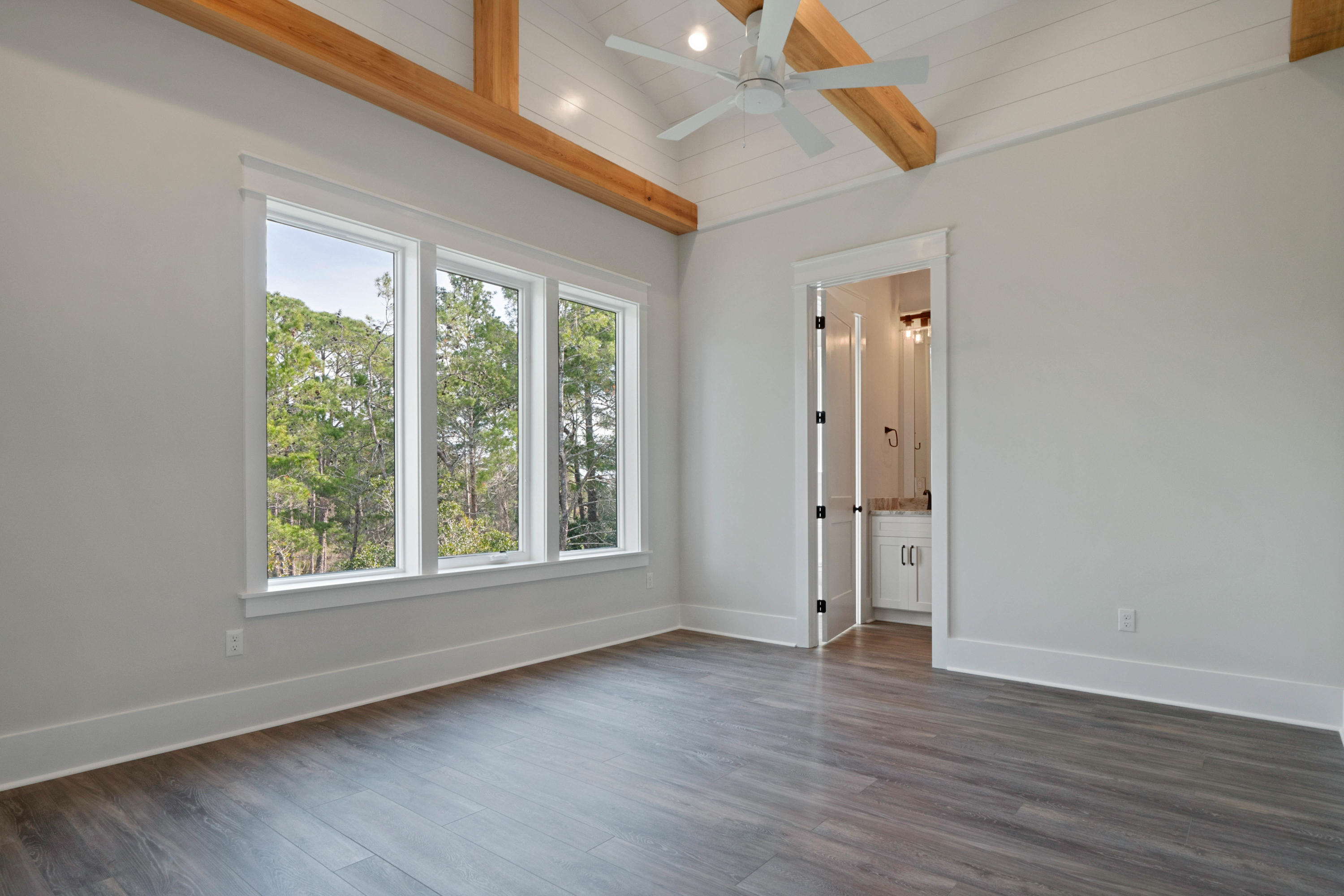 LAKESIDE AT BLUE MOUNTAIN BEACH - Residential