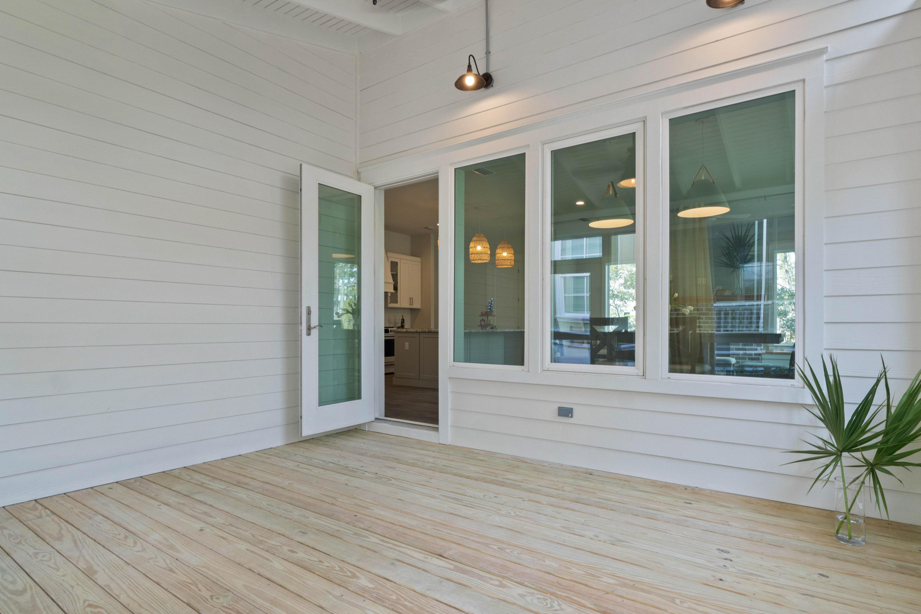 LAKESIDE AT BLUE MOUNTAIN BEACH - Residential