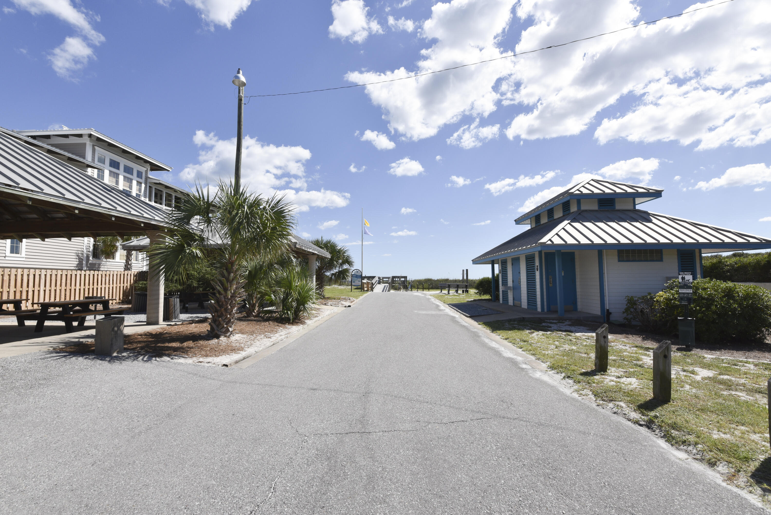 BEACH NEST - Residential