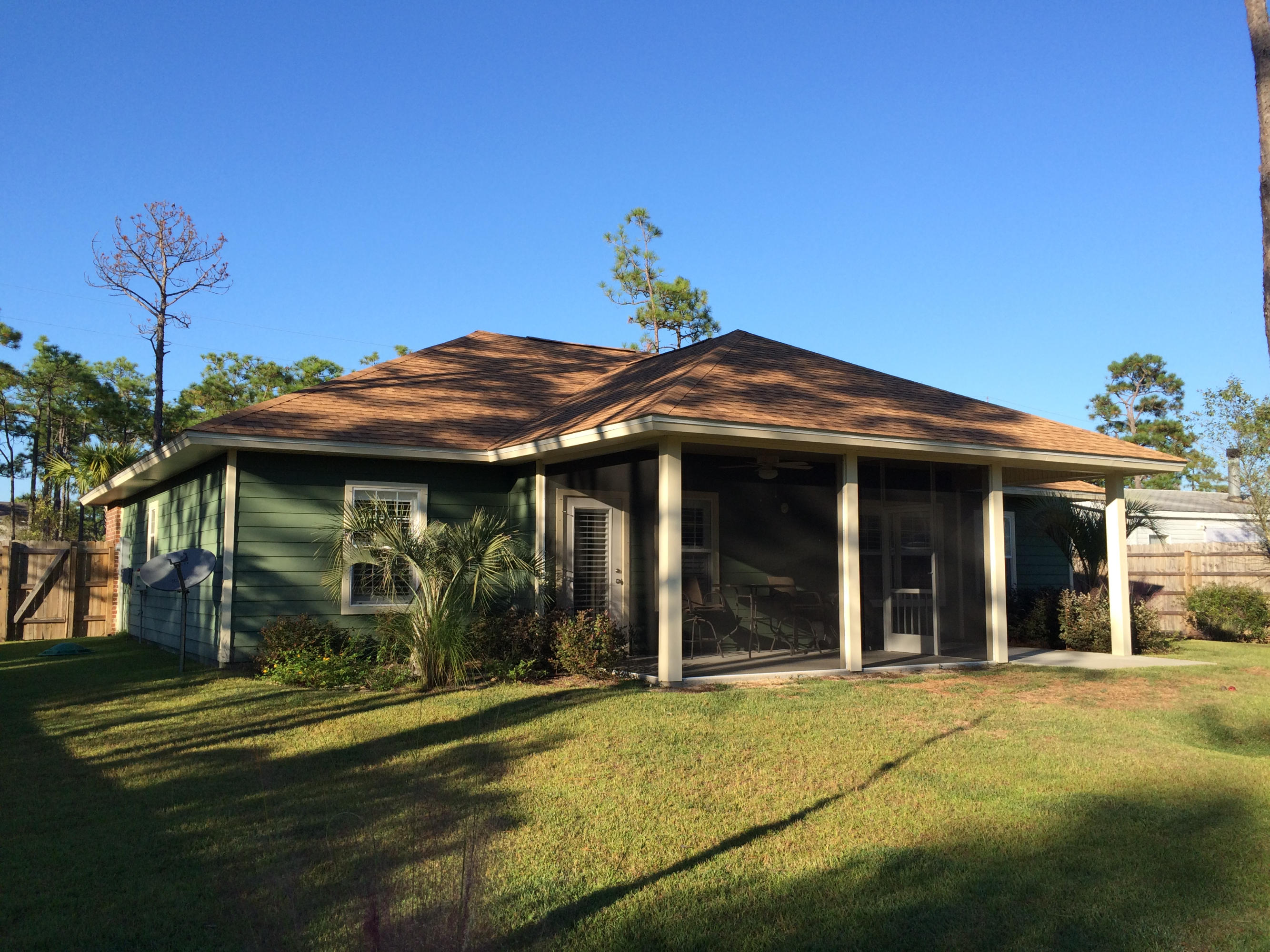 BAYOU PINES 1ST ADD - Residential