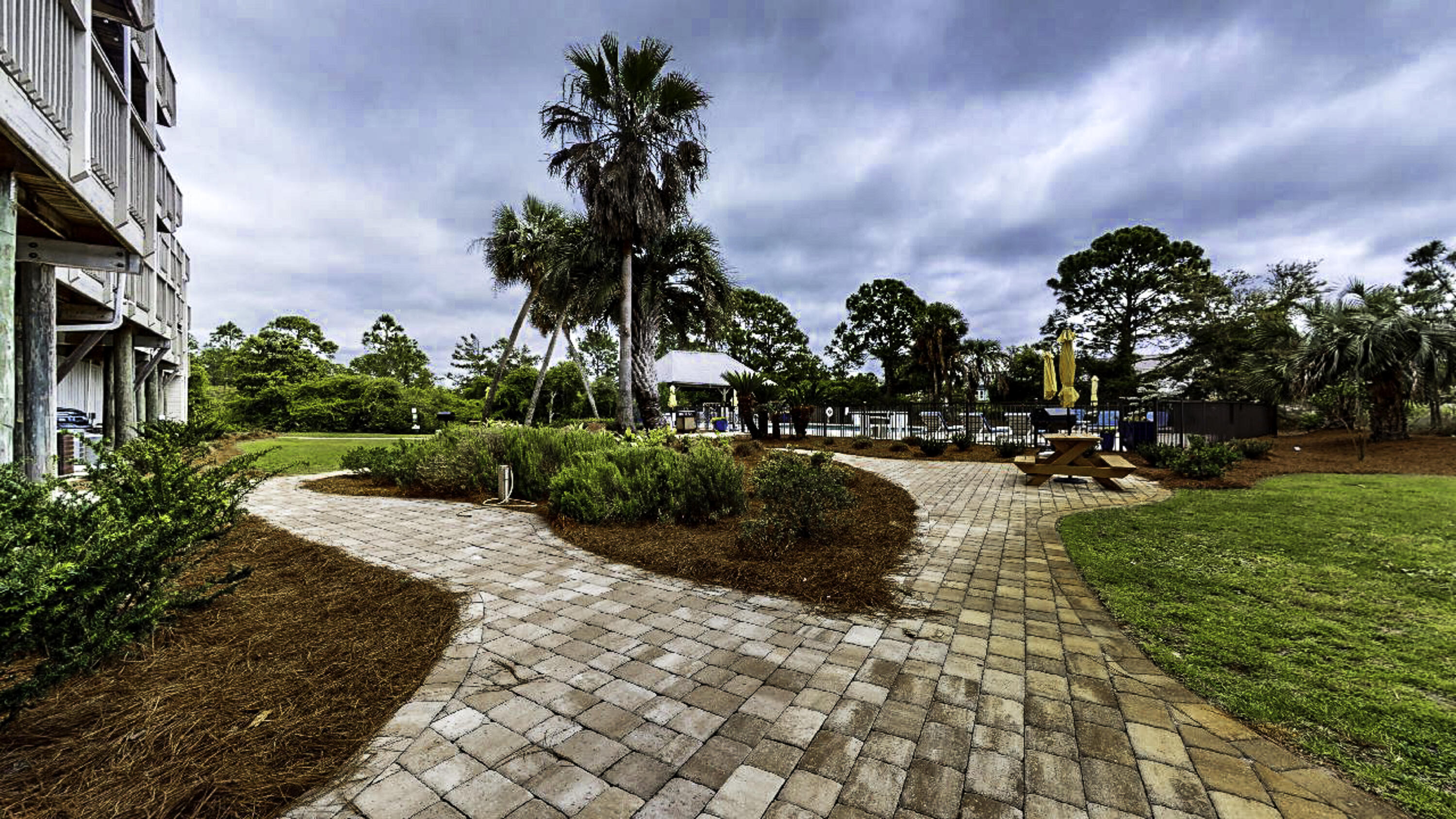 BEACHFRONT 2 PH 1 - Residential