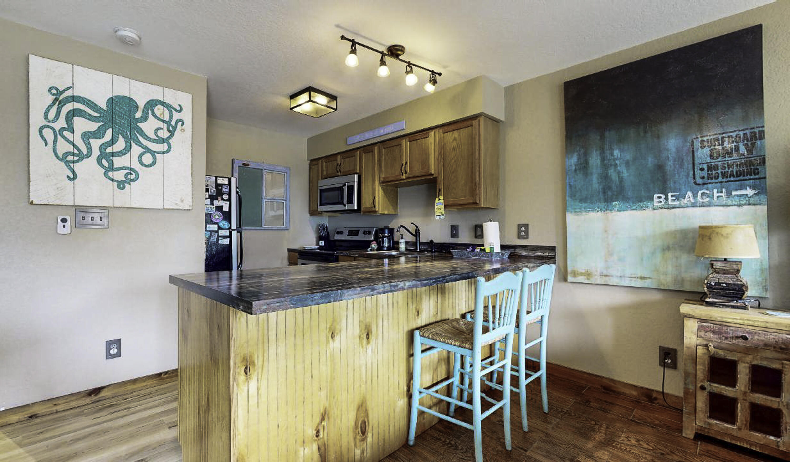 BEACHFRONT 2 PH 1 - Residential