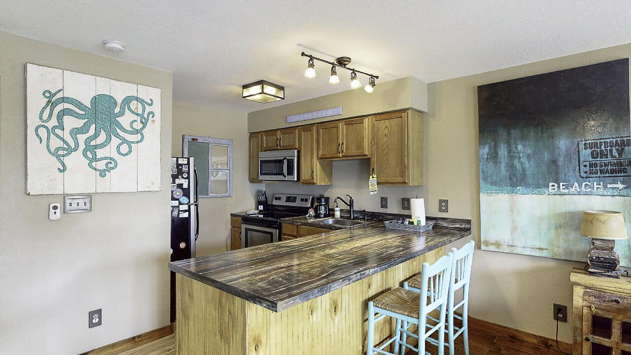 BEACHFRONT 2 PH 1 - Residential