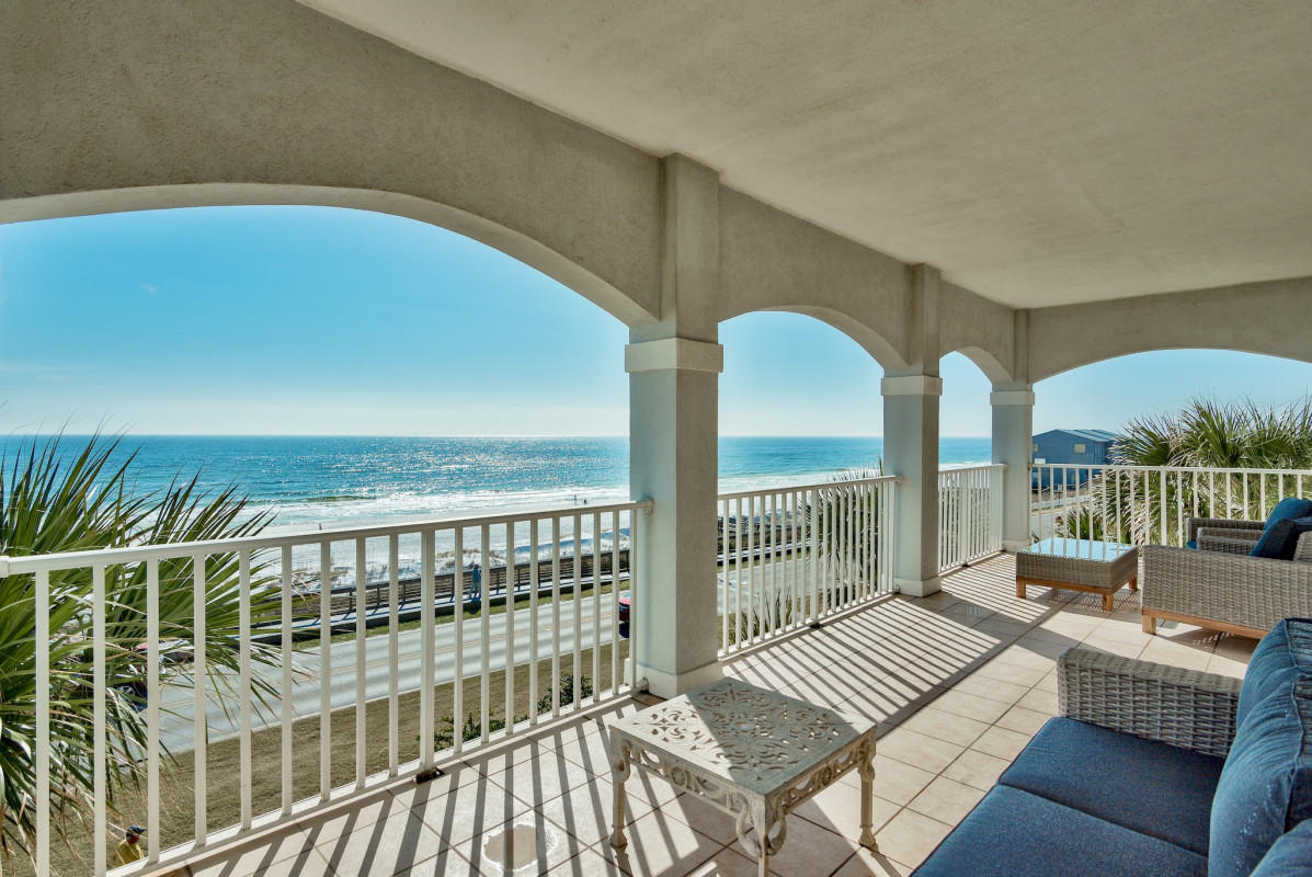 Maravilla Shores - Residential