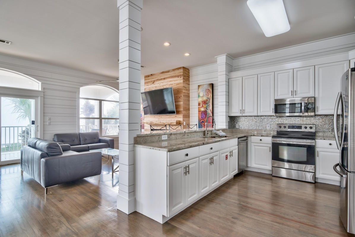 Maravilla Shores - Residential