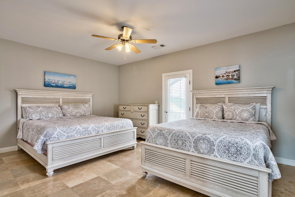 Maravilla Shores - Residential