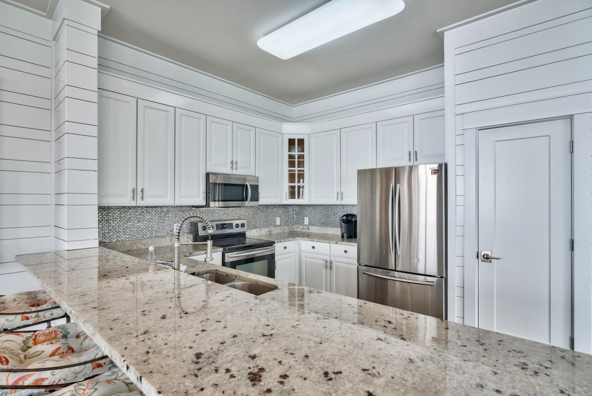 Maravilla Shores - Residential