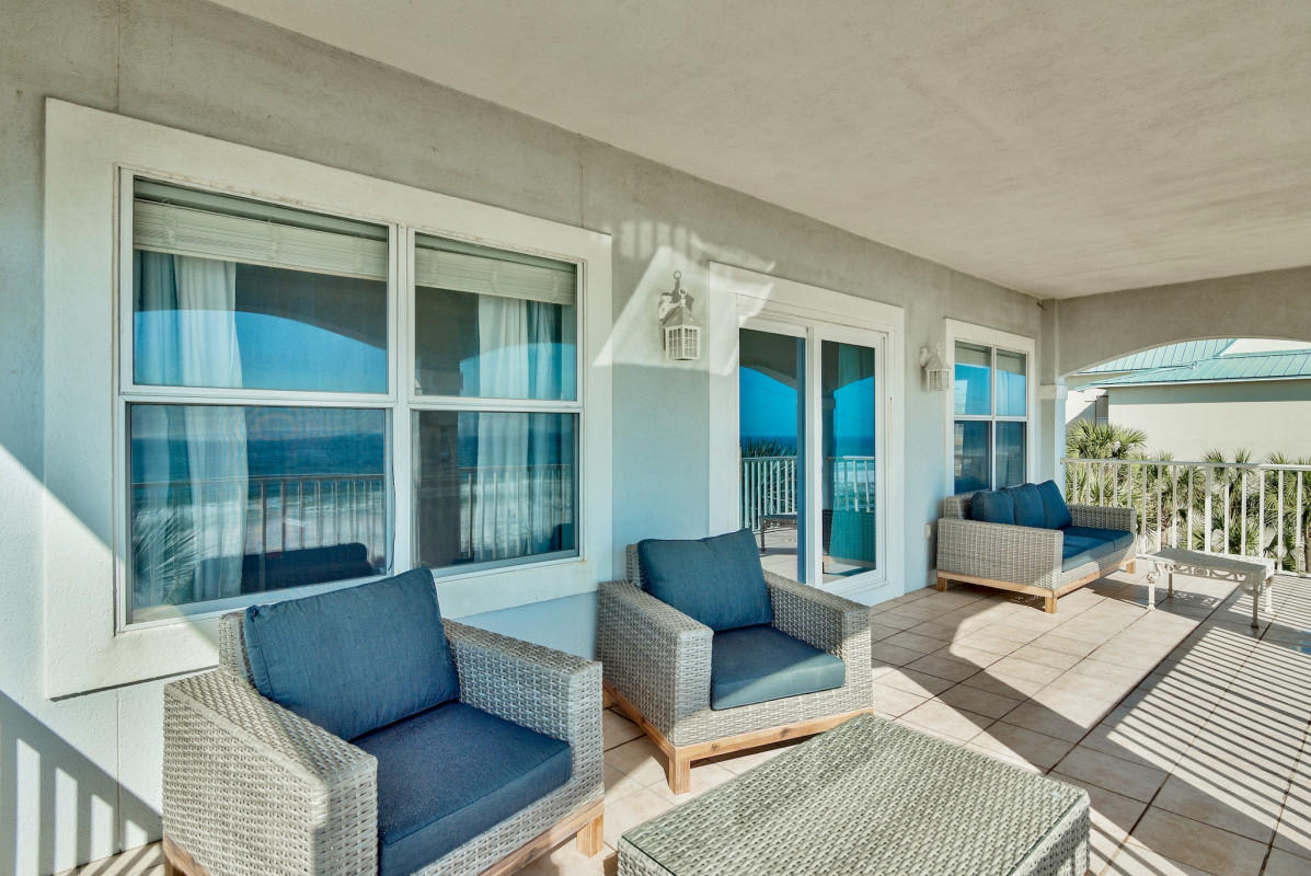 Maravilla Shores - Residential