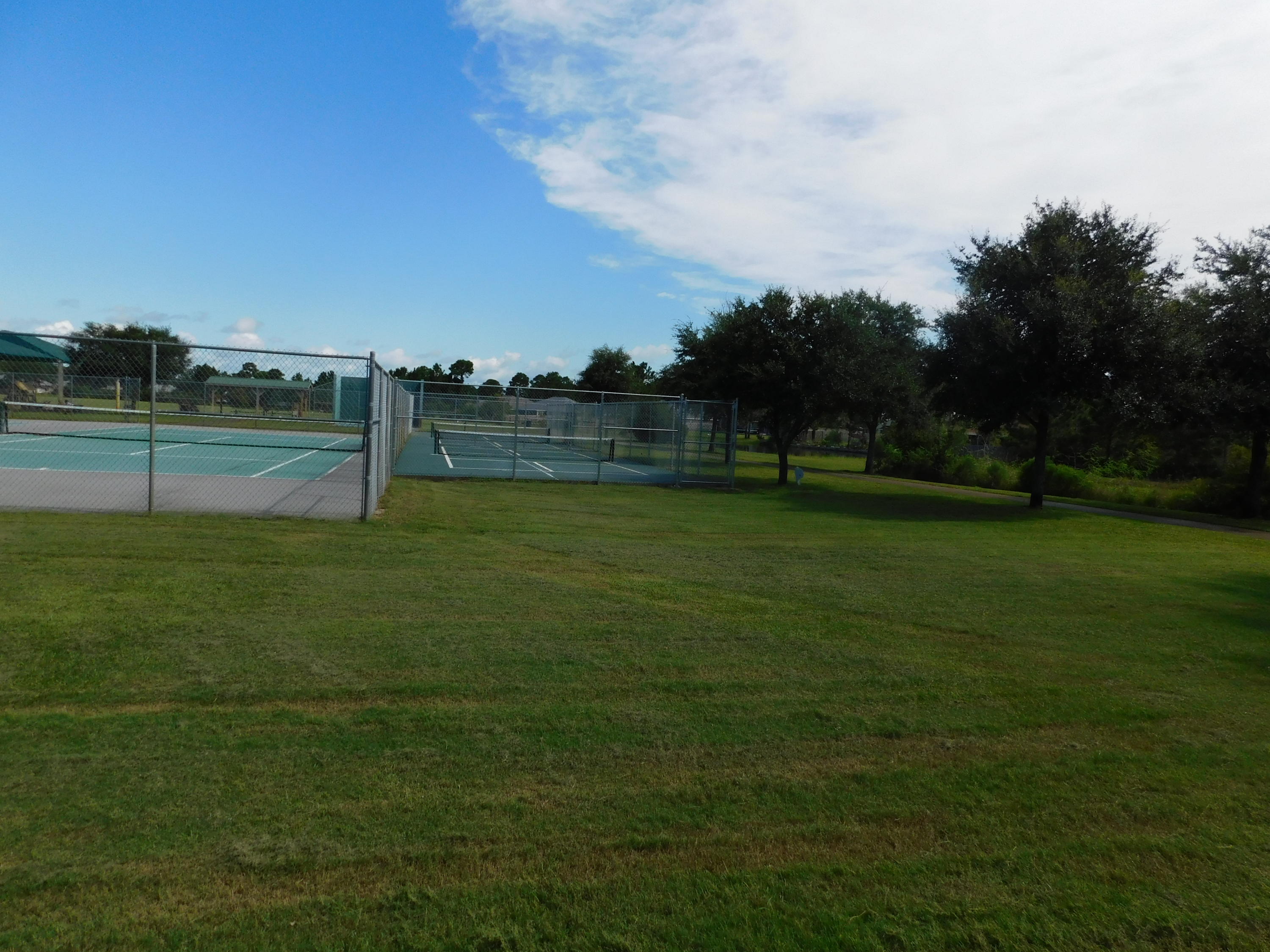 DRIFTWOOD ESTATES 1B - Residential