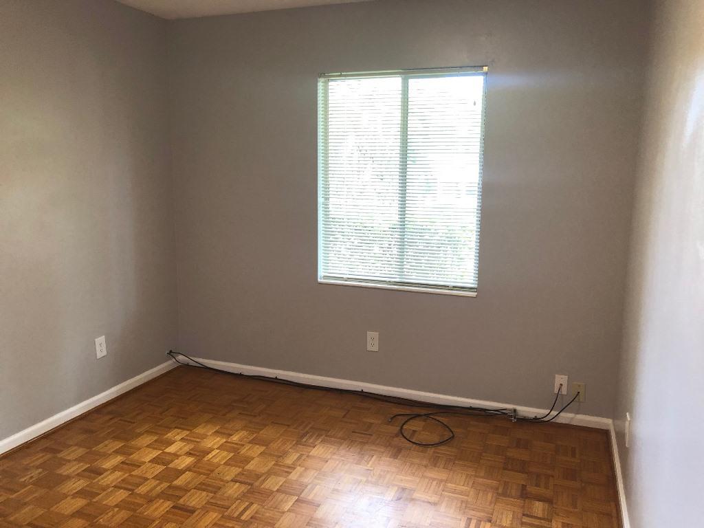 PINECREST HILLS - Residential