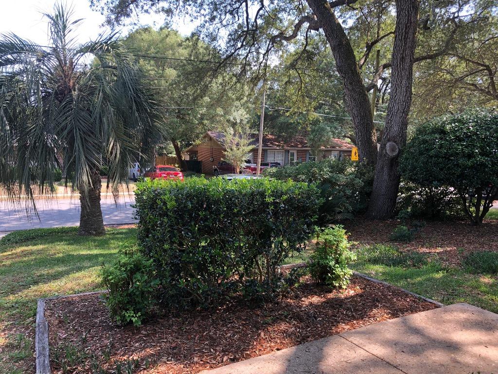 PINECREST HILLS - Residential