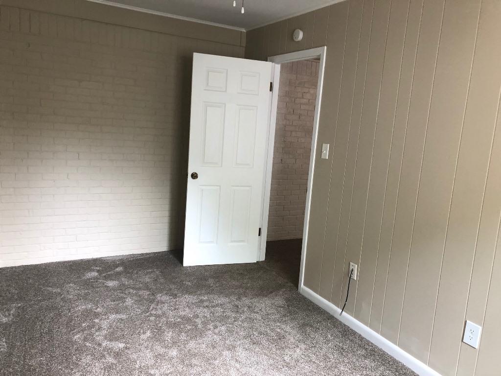 PINECREST HILLS - Residential