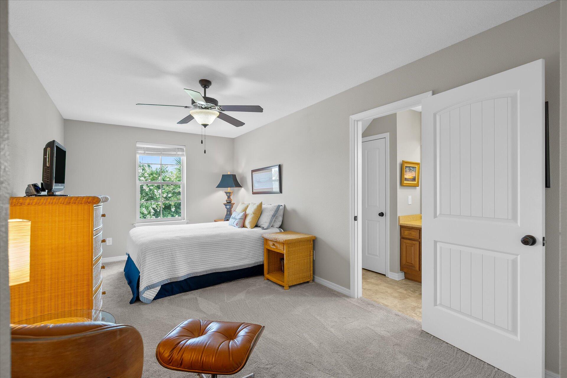 SOUNDSIDE MOORINGS - Residential