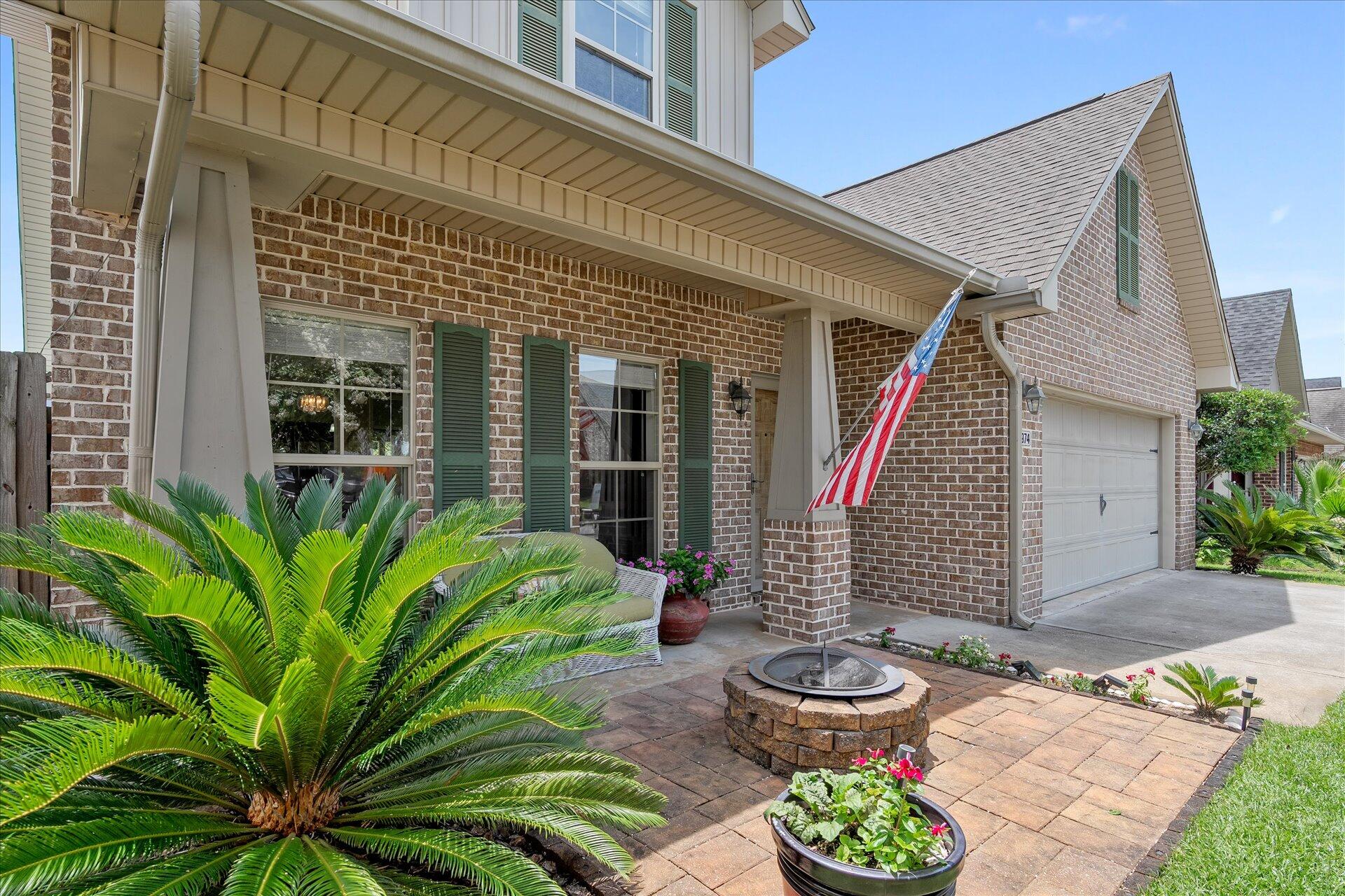 SOUNDSIDE MOORINGS - Residential