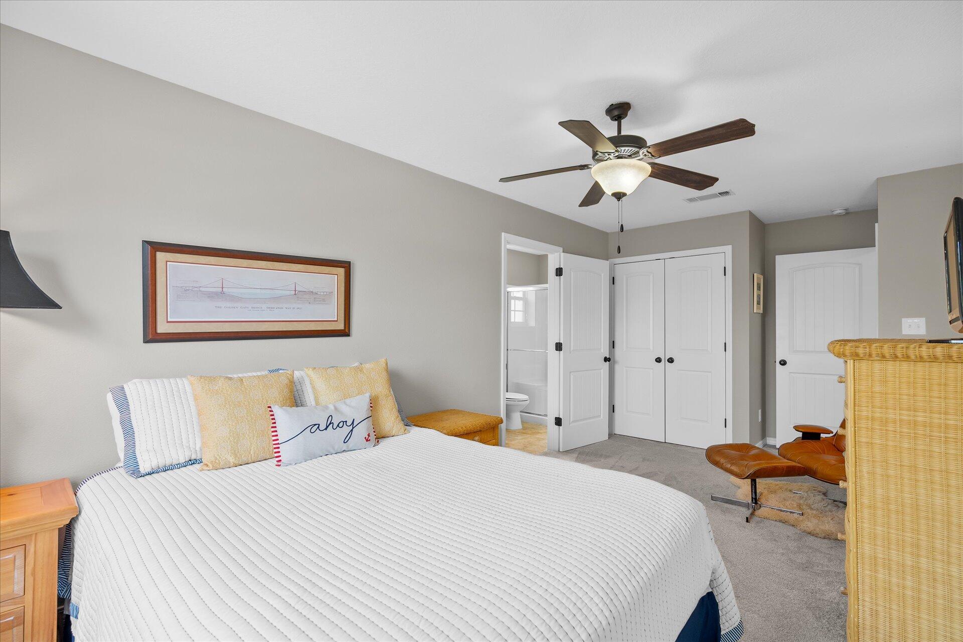 SOUNDSIDE MOORINGS - Residential