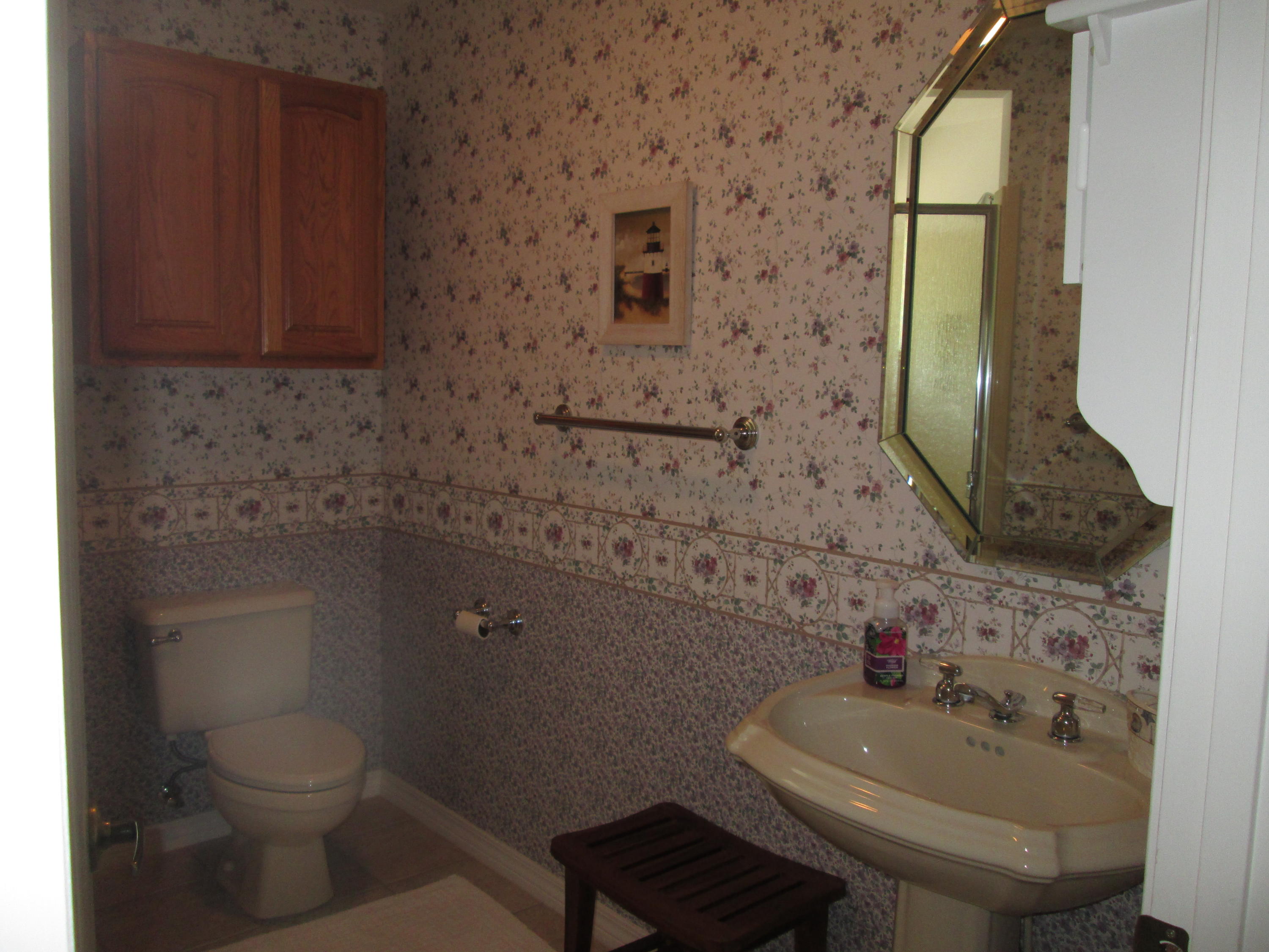 ROCKY BAYOU COUNTRY CLUB ESTATES 9 - Residential