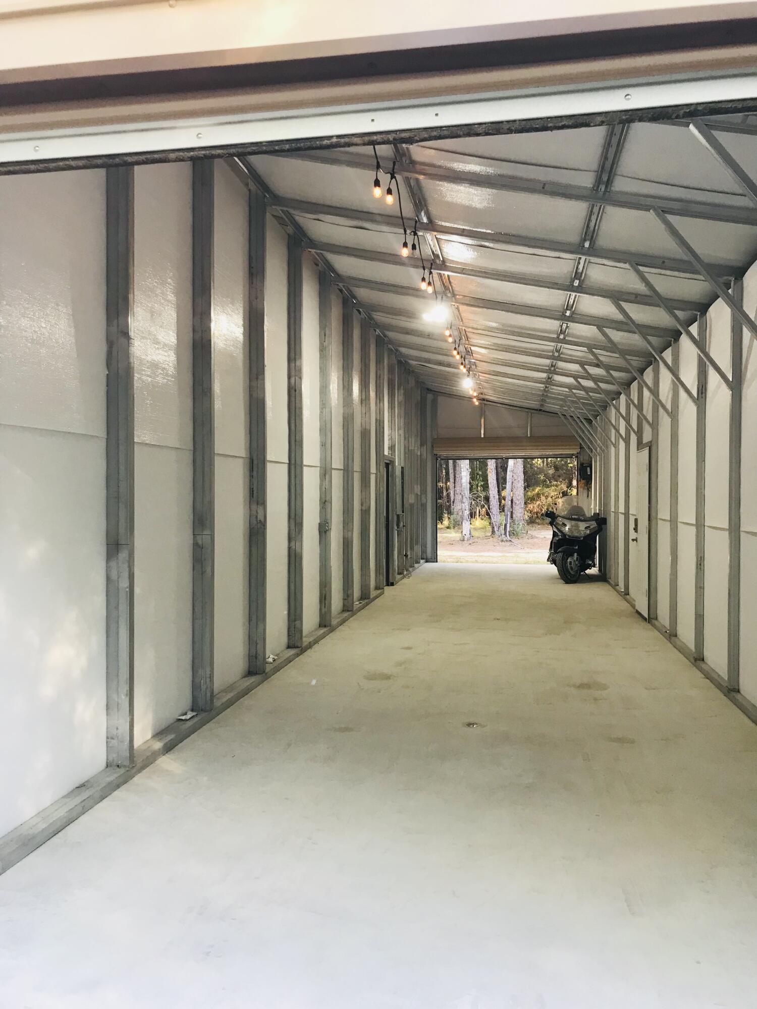 NORTH SUPERGROUP (221000.00) - Farm