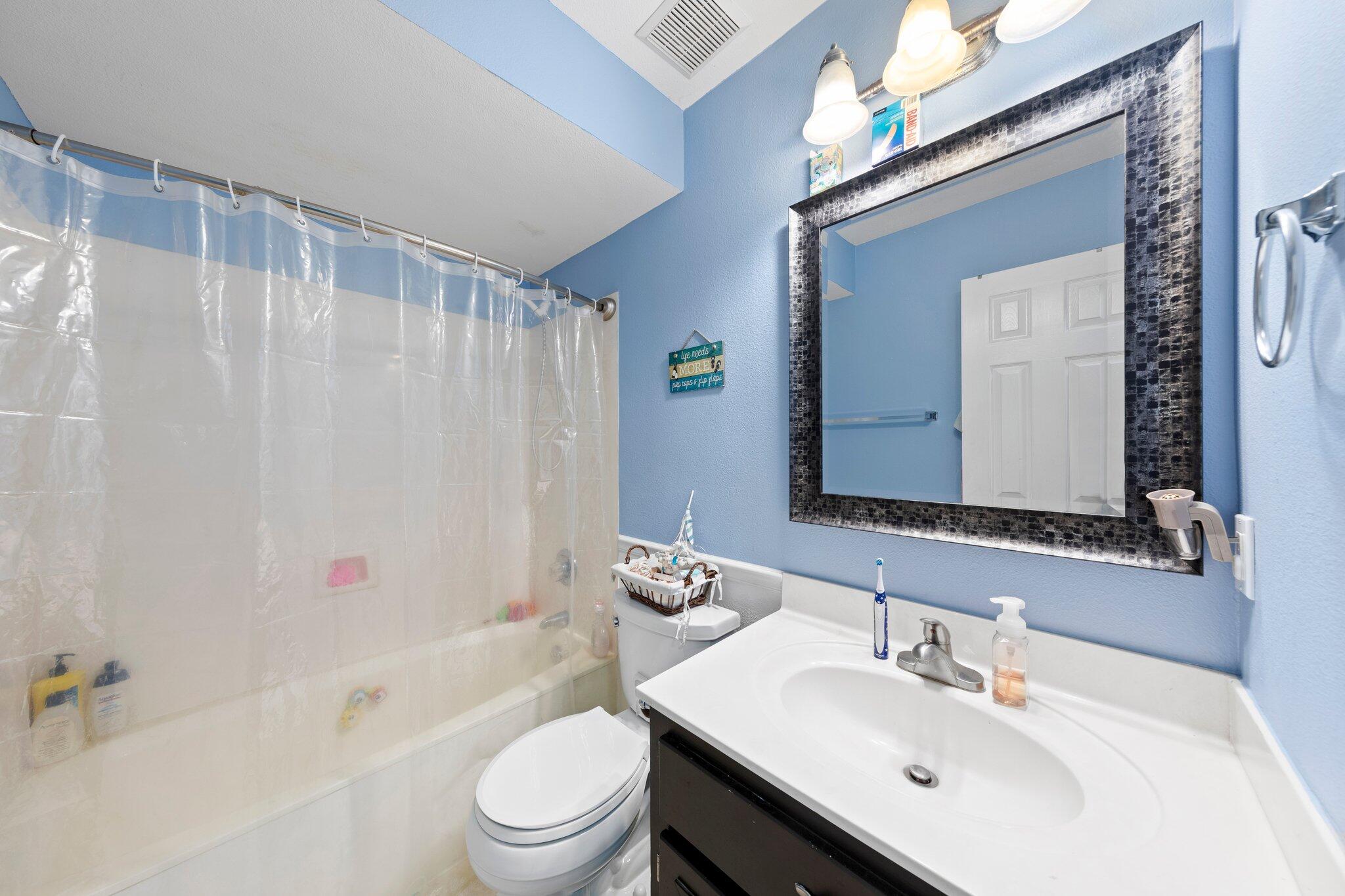 PARKWOOD LANE BLUEWATER BAY - Residential Lease