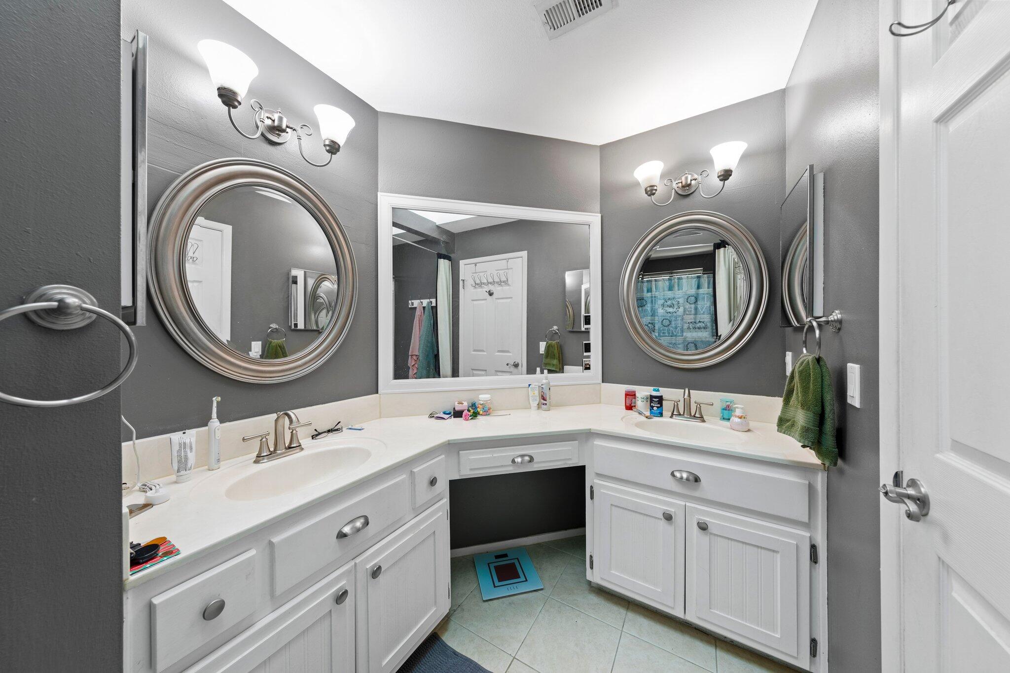 PARKWOOD LANE BLUEWATER BAY - Residential Lease