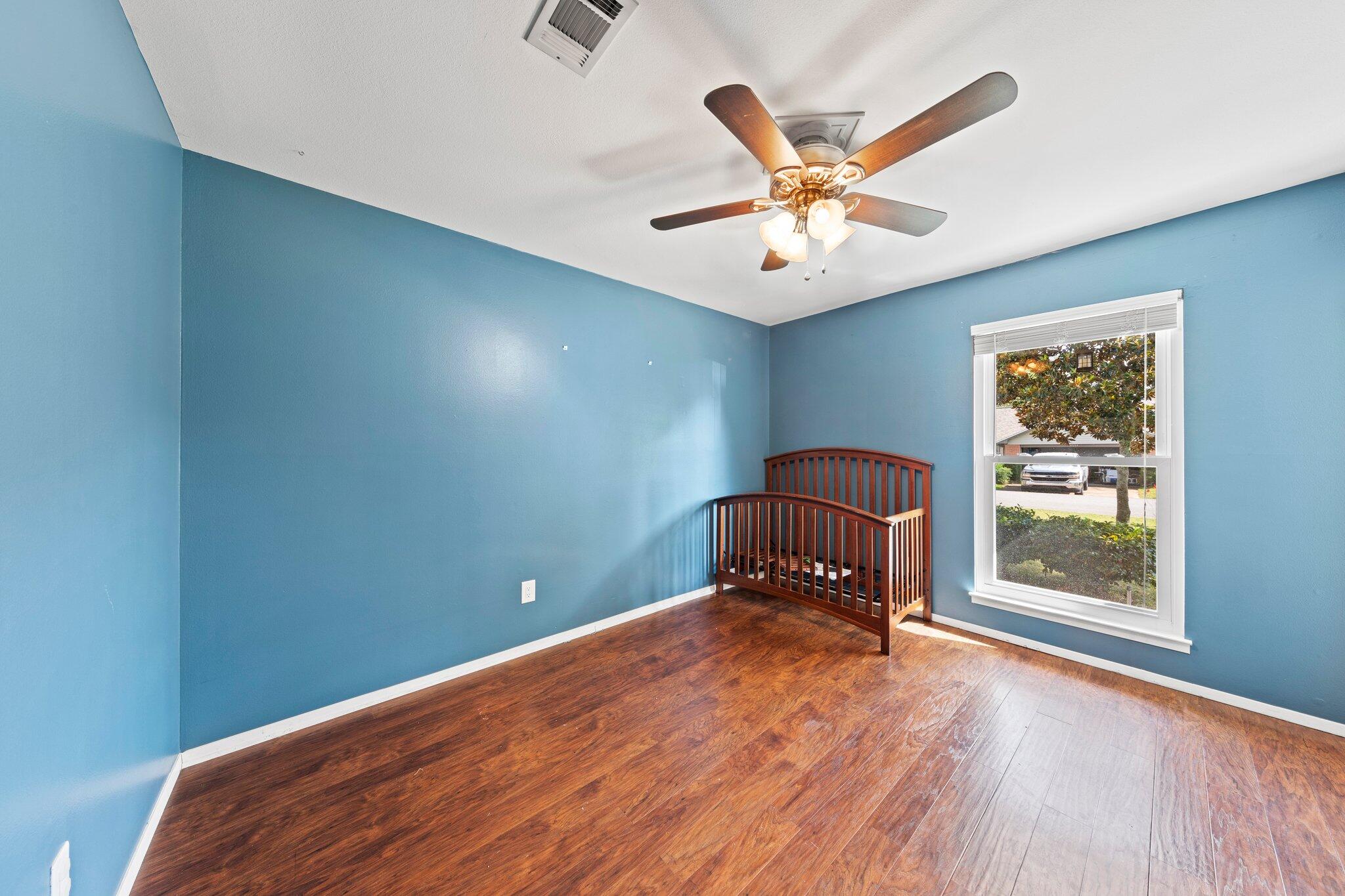 PARKWOOD LANE BLUEWATER BAY - Residential Lease