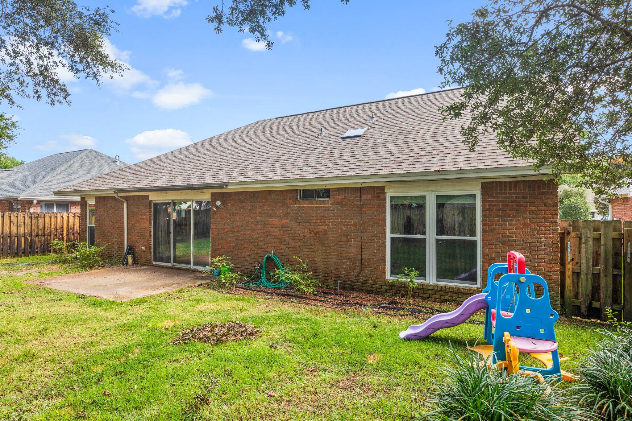 PARKWOOD LANE BLUEWATER BAY - Residential Lease