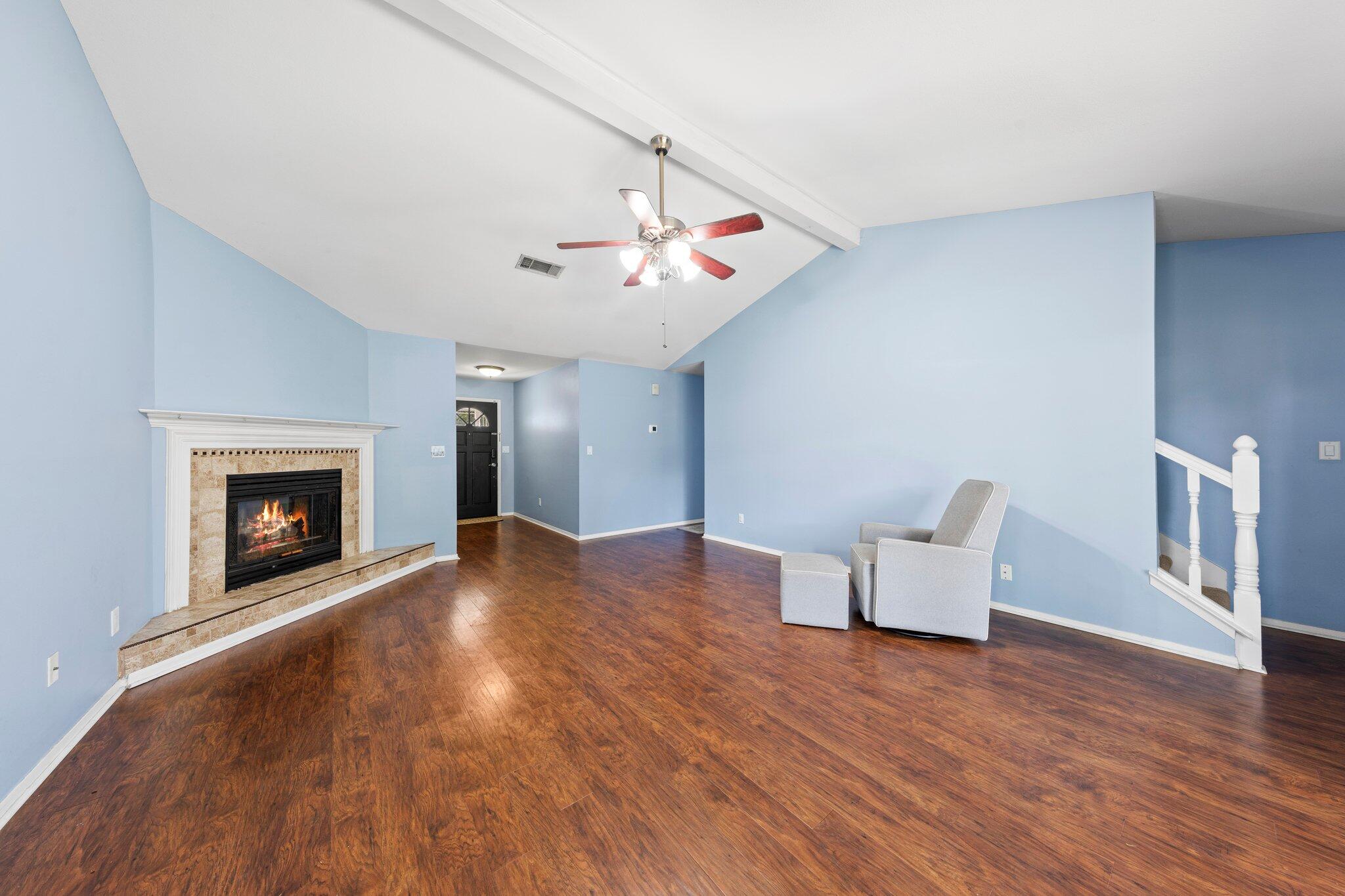 PARKWOOD LANE BLUEWATER BAY - Residential Lease