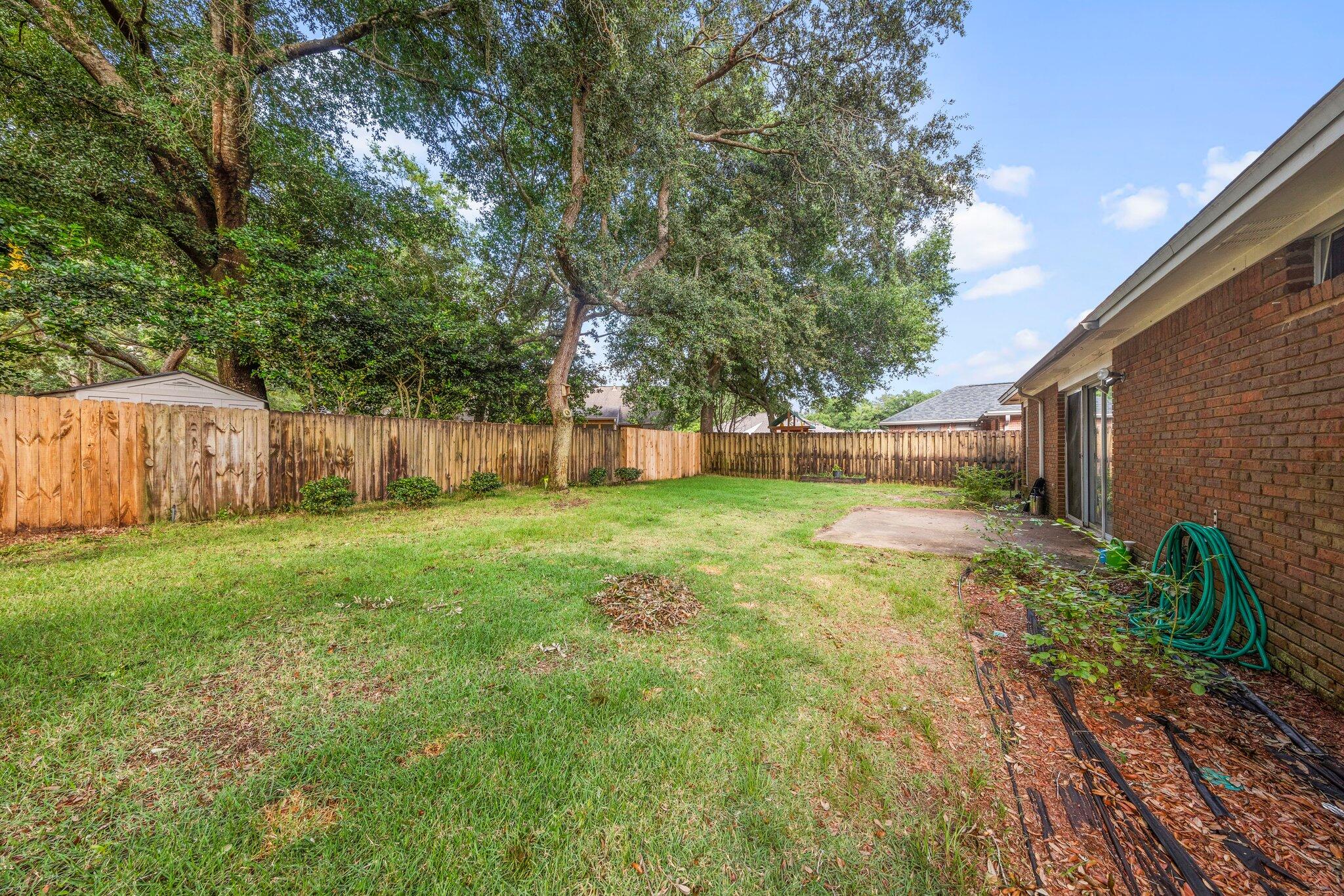 PARKWOOD LANE BLUEWATER BAY - Residential Lease