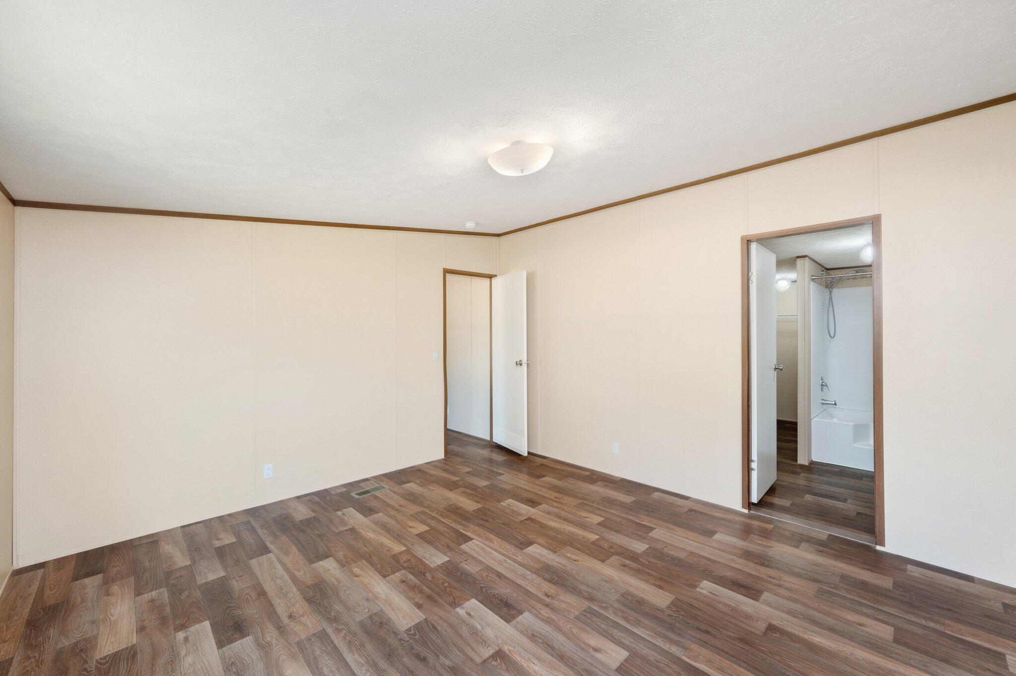 OAKWOOD HILLS UNIT 1 - Residential