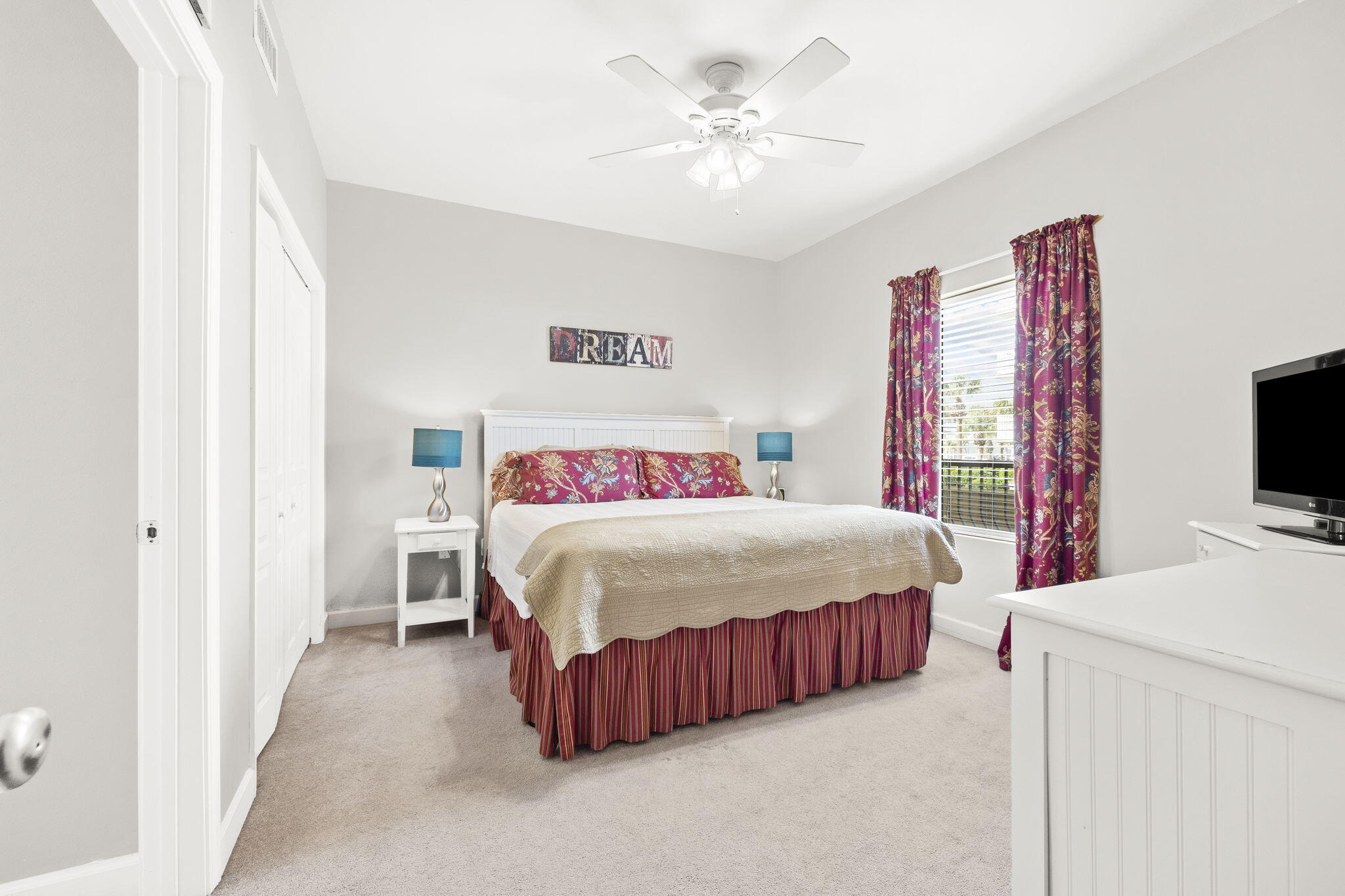 BEACH RESORT - Residential