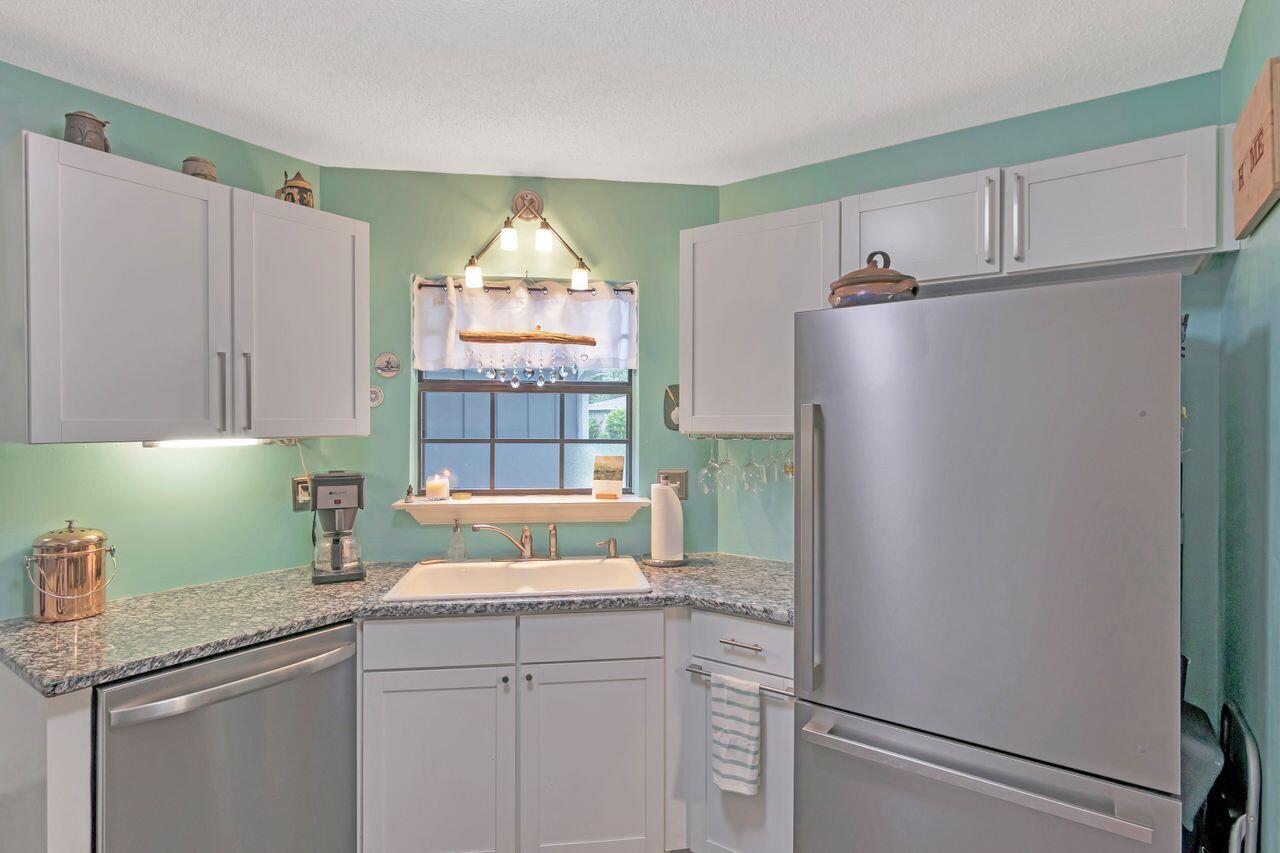 PINE MEADOWS 2ND ADDN - Residential