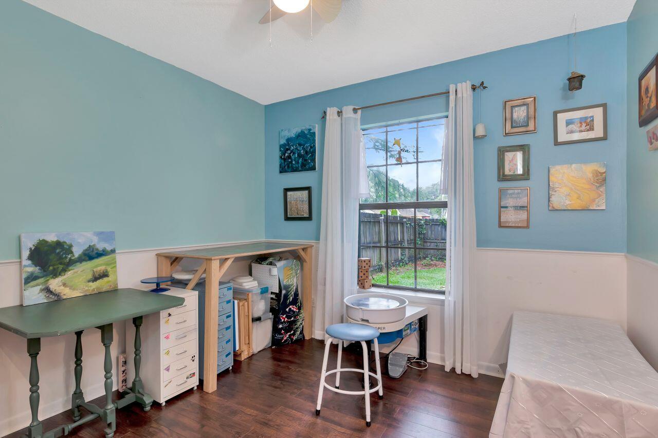 PINE MEADOWS 2ND ADDN - Residential