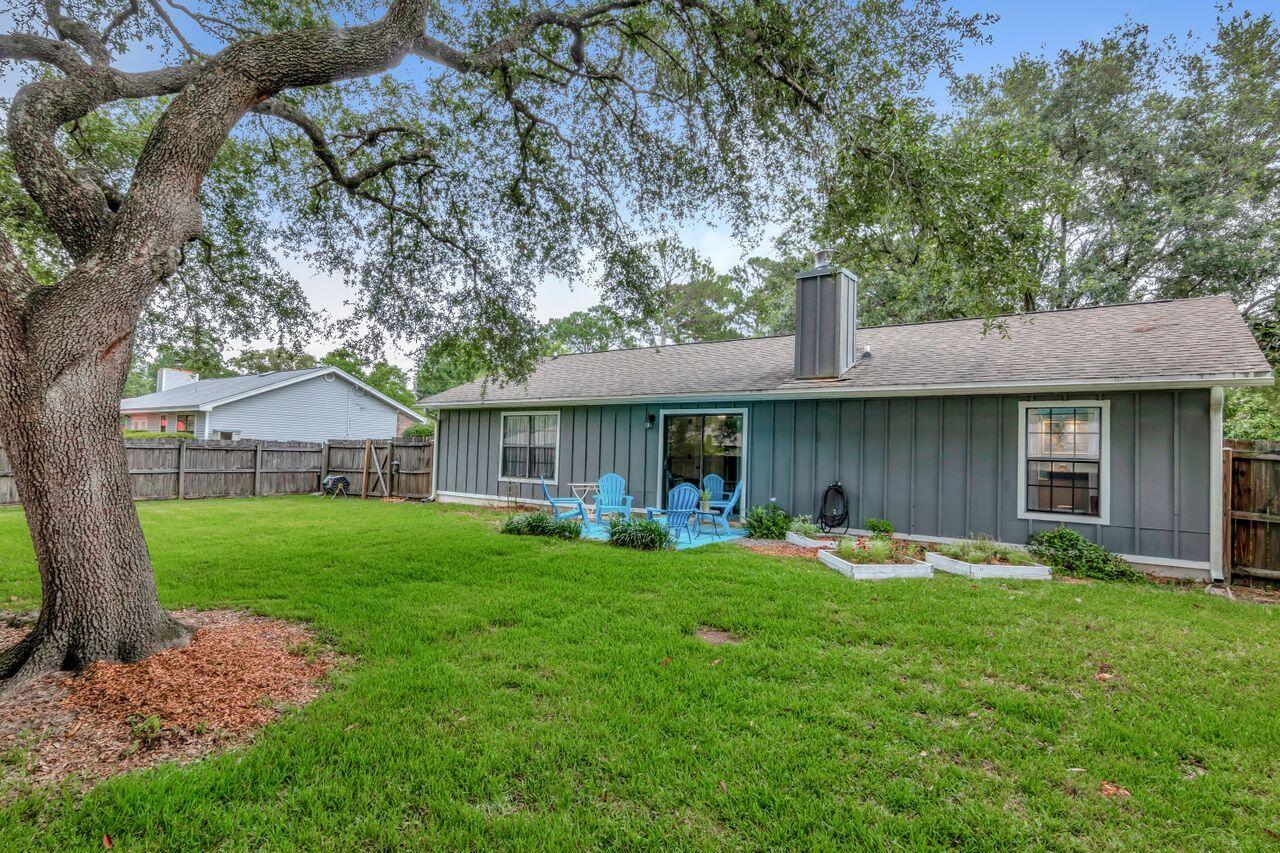 PINE MEADOWS 2ND ADDN - Residential
