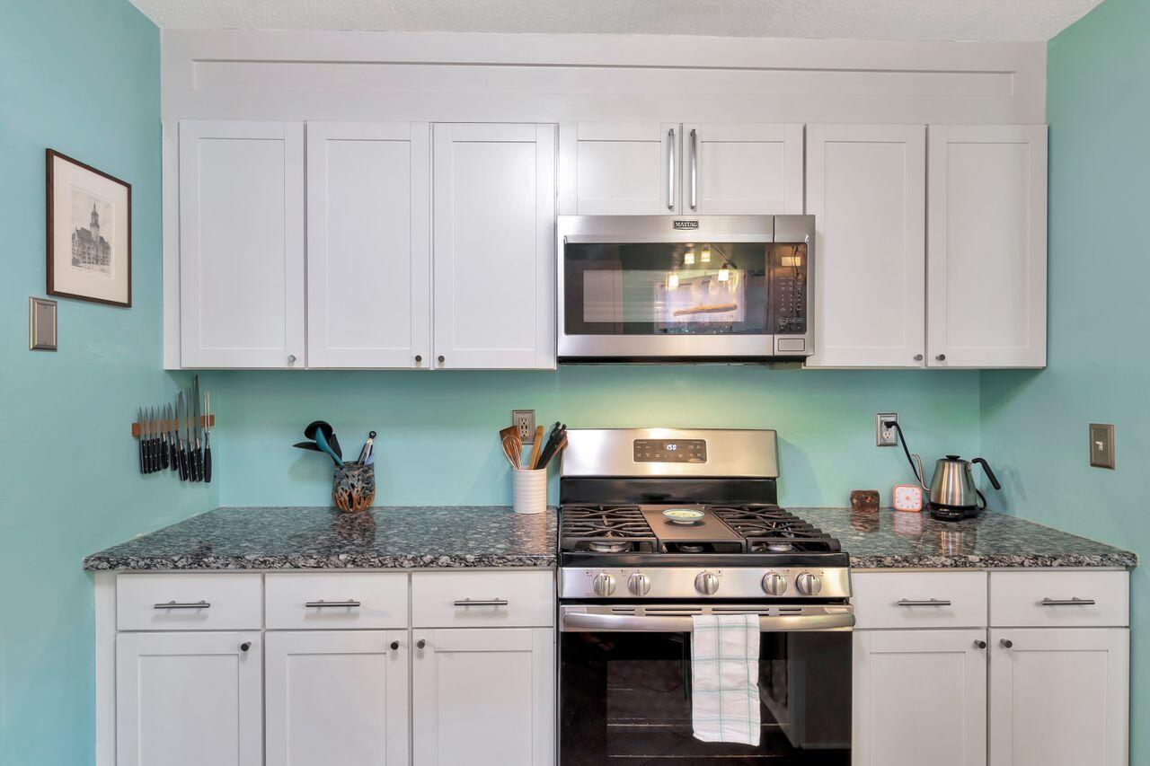 PINE MEADOWS 2ND ADDN - Residential