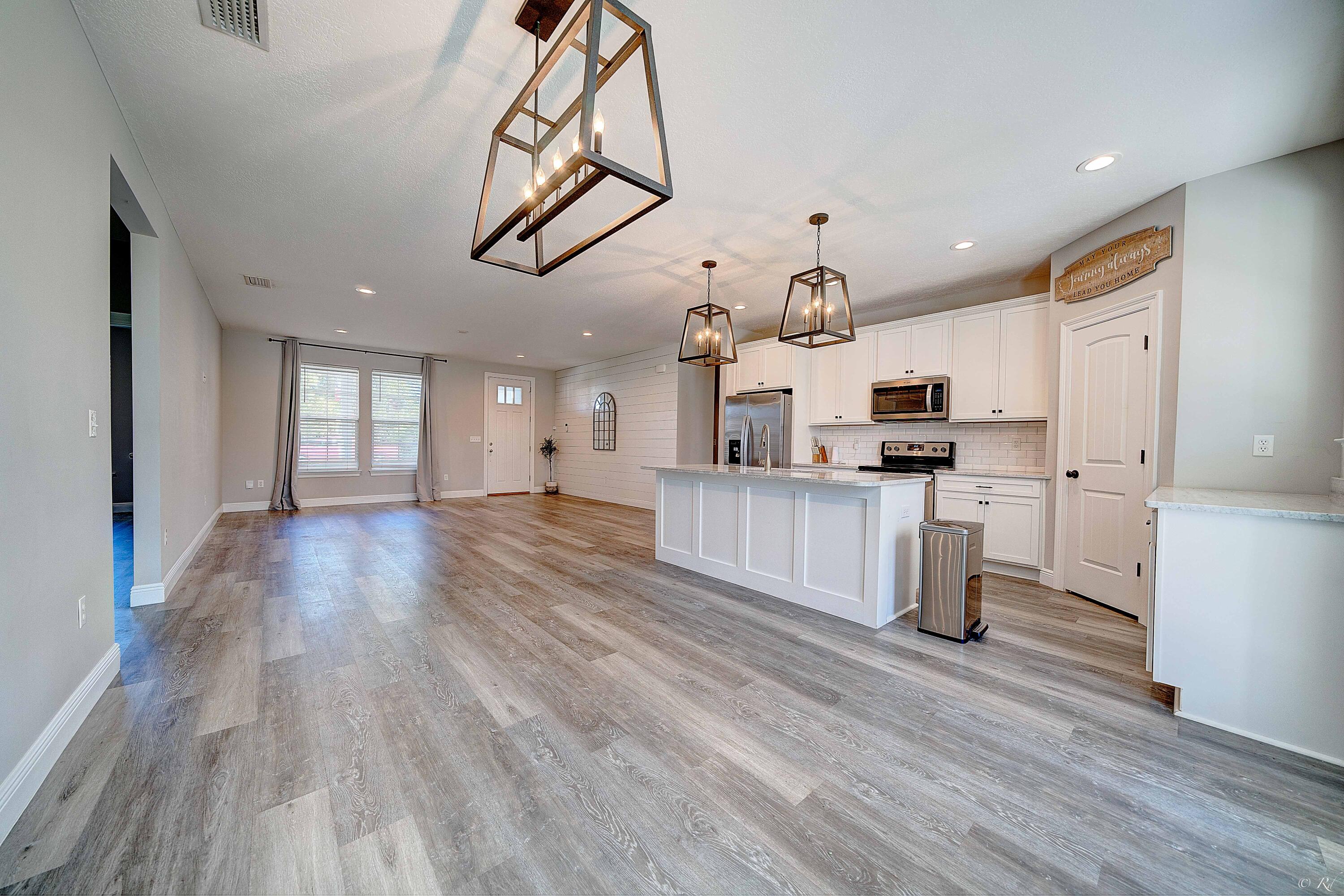 GULF PINES - Residential