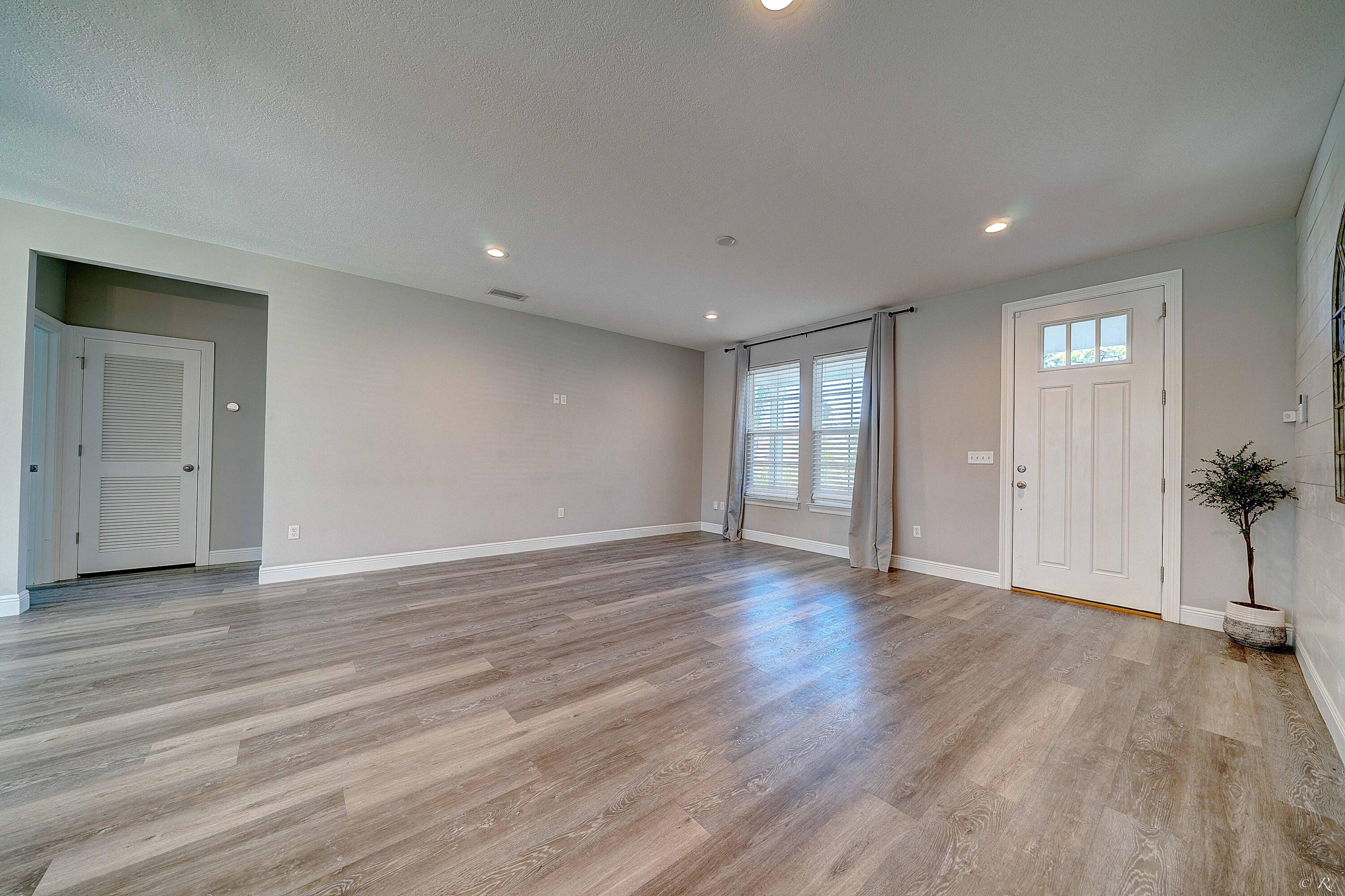 GULF PINES - Residential