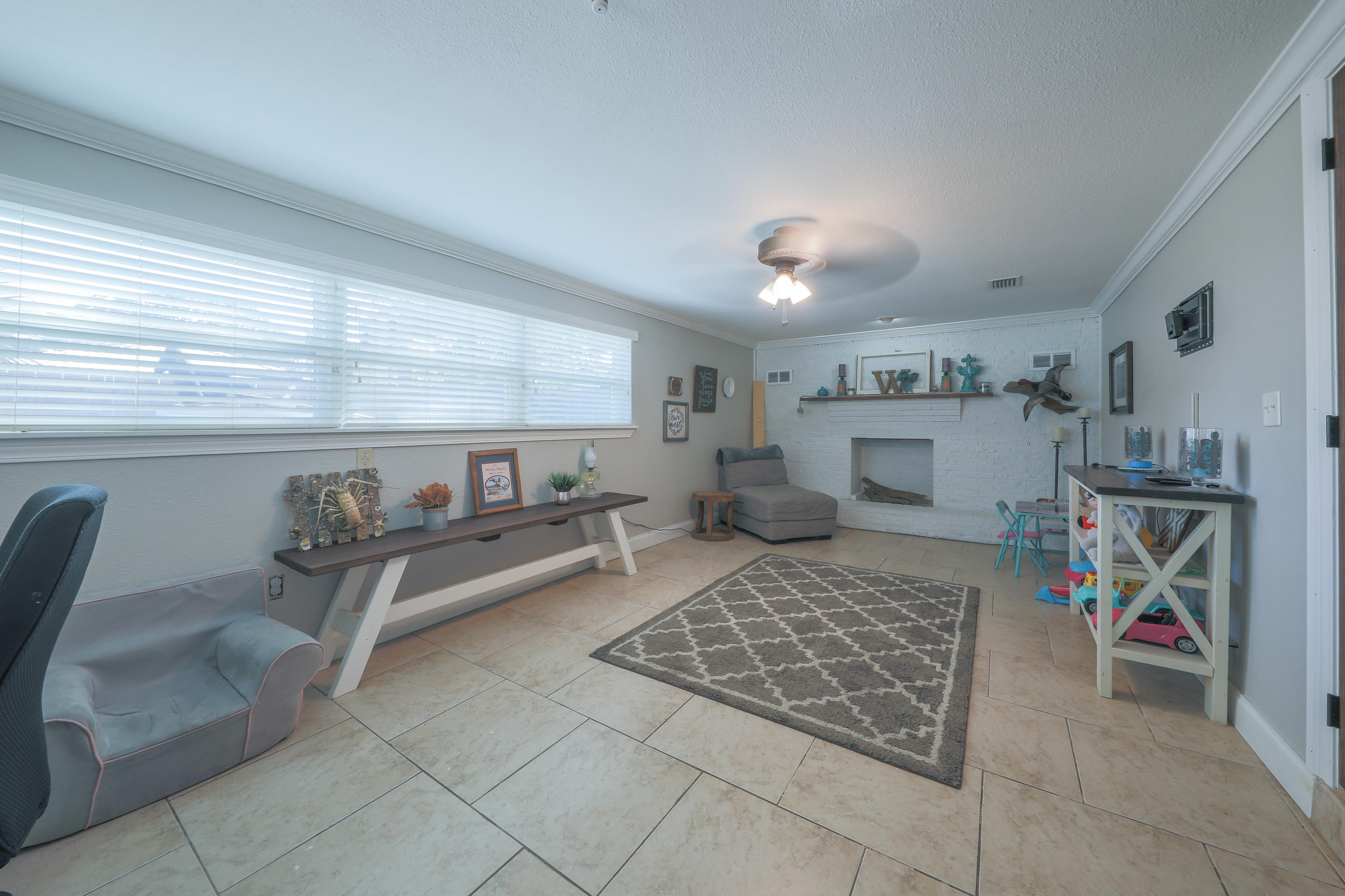 VESTA HEIGHTS 1ST ADDN - Residential