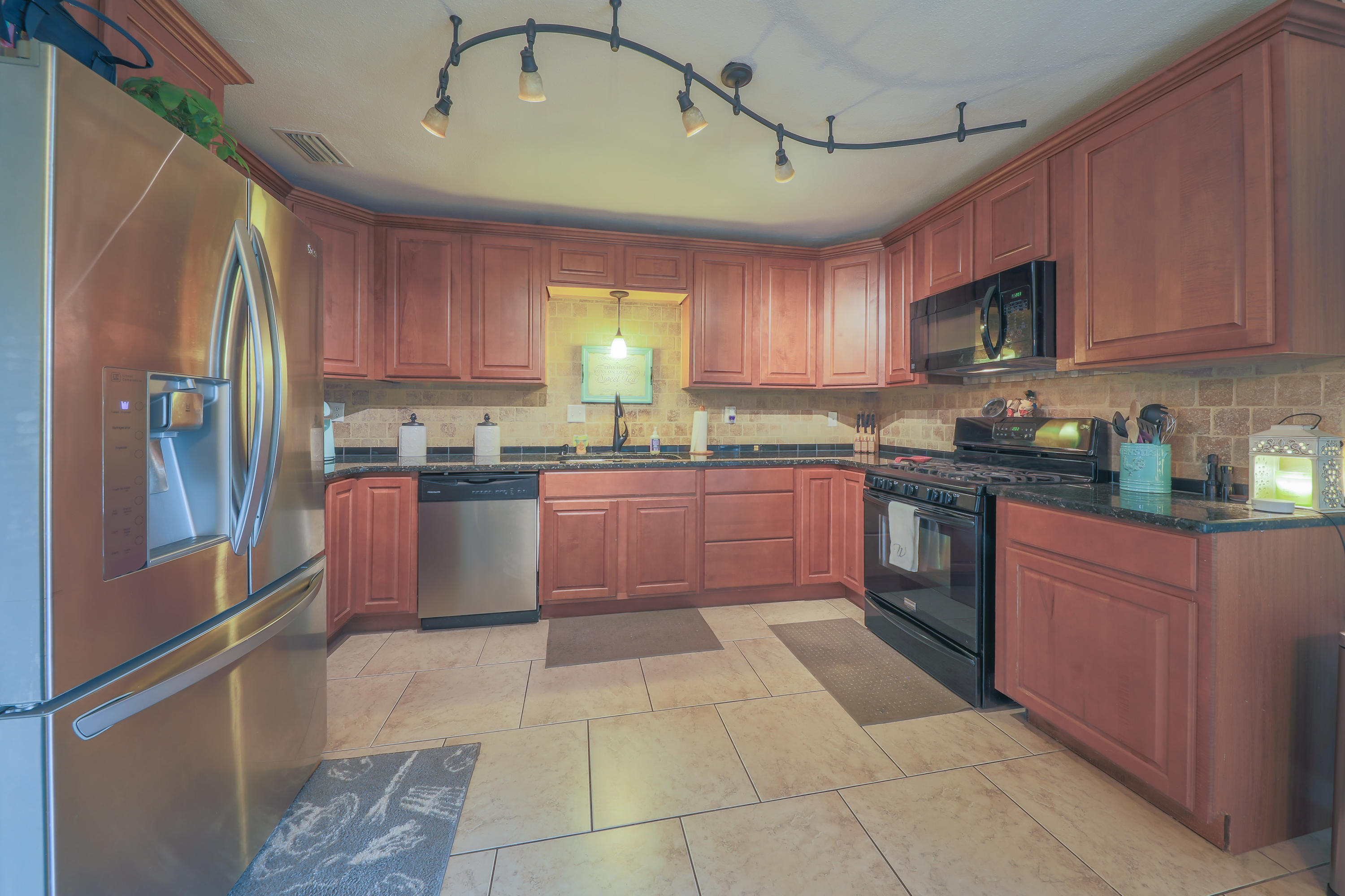 VESTA HEIGHTS 1ST ADDN - Residential