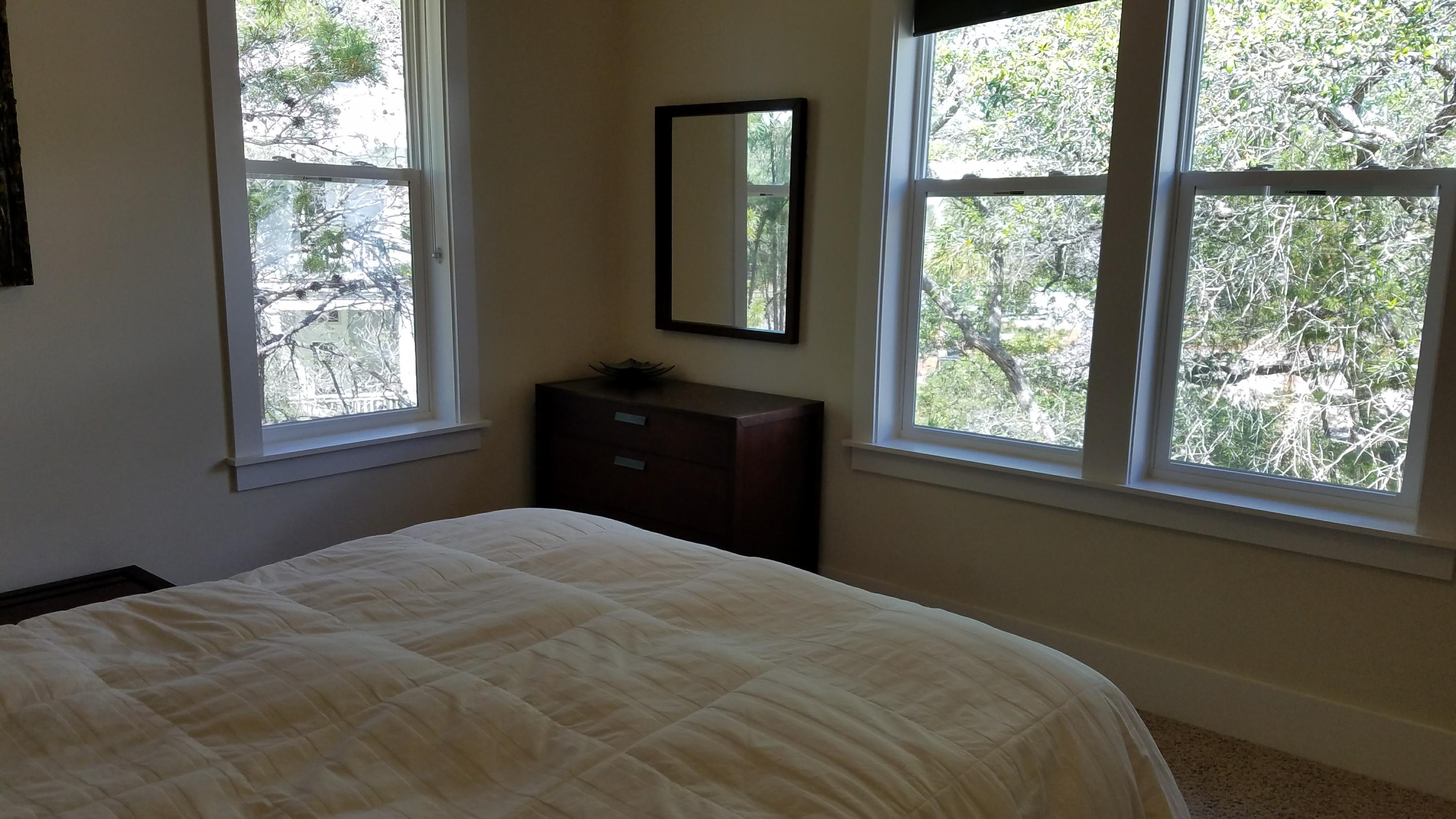 COTTAGES AT EASTERN LAKE - Residential