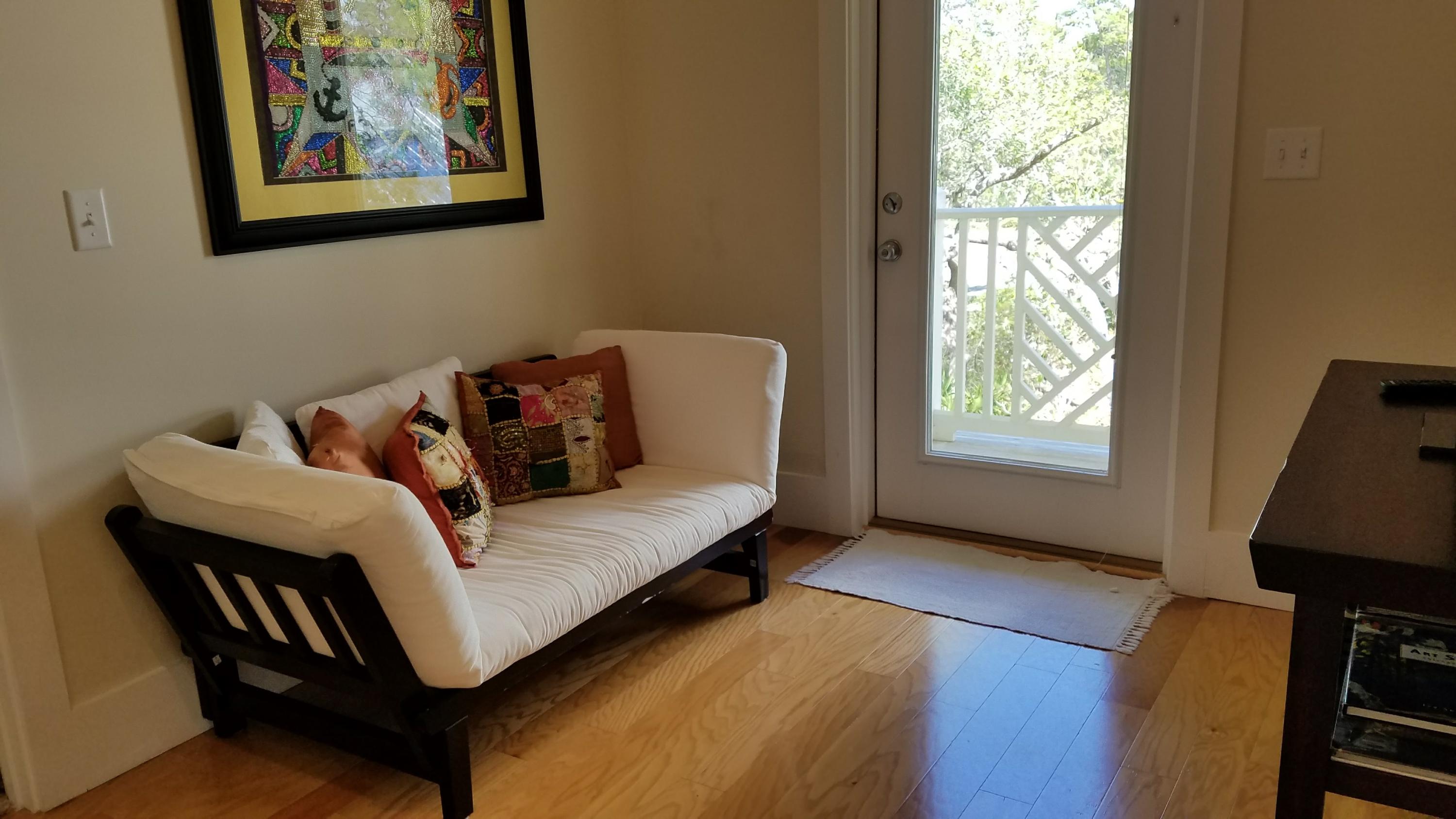 COTTAGES AT EASTERN LAKE - Residential