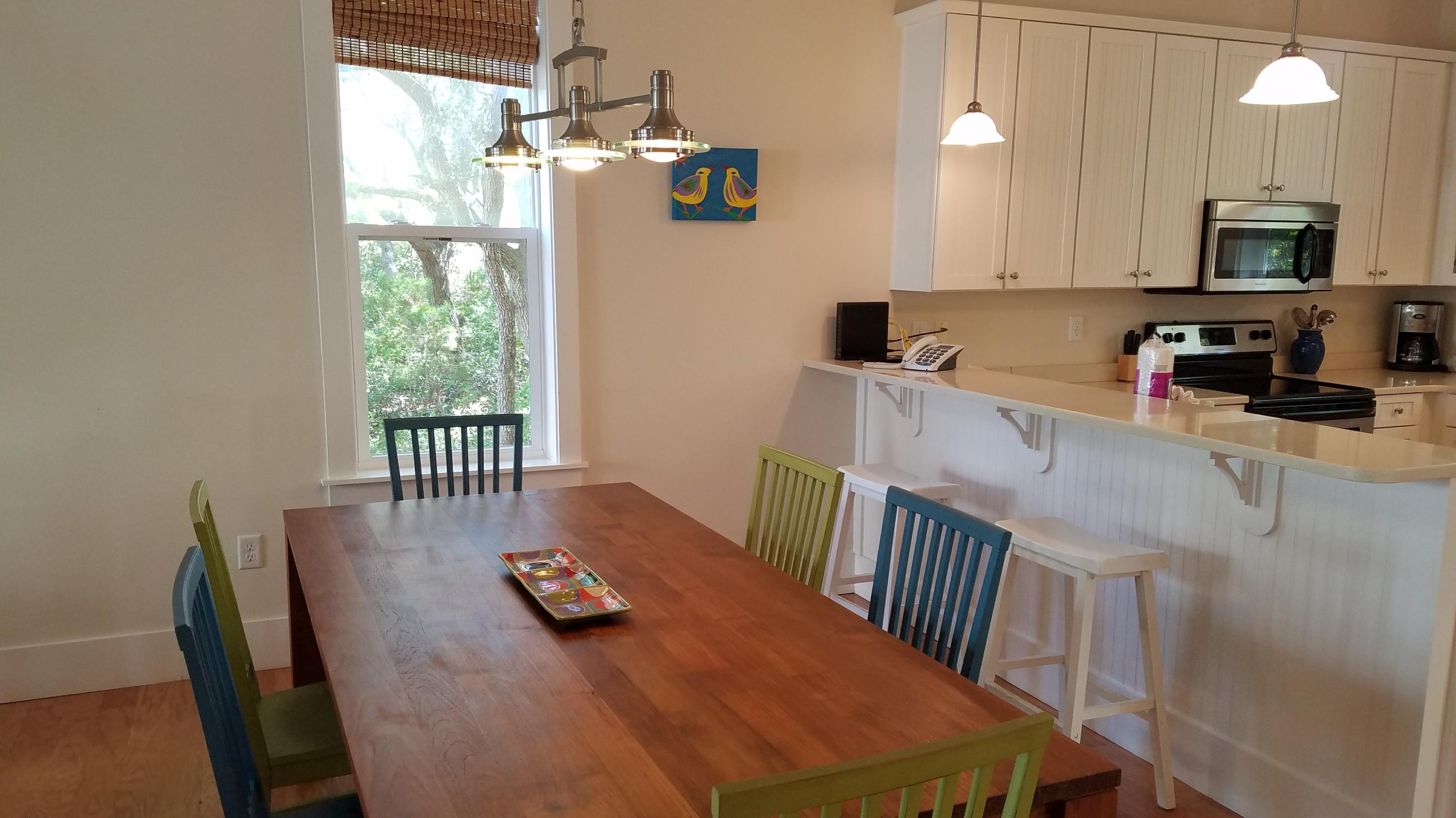 COTTAGES AT EASTERN LAKE - Residential