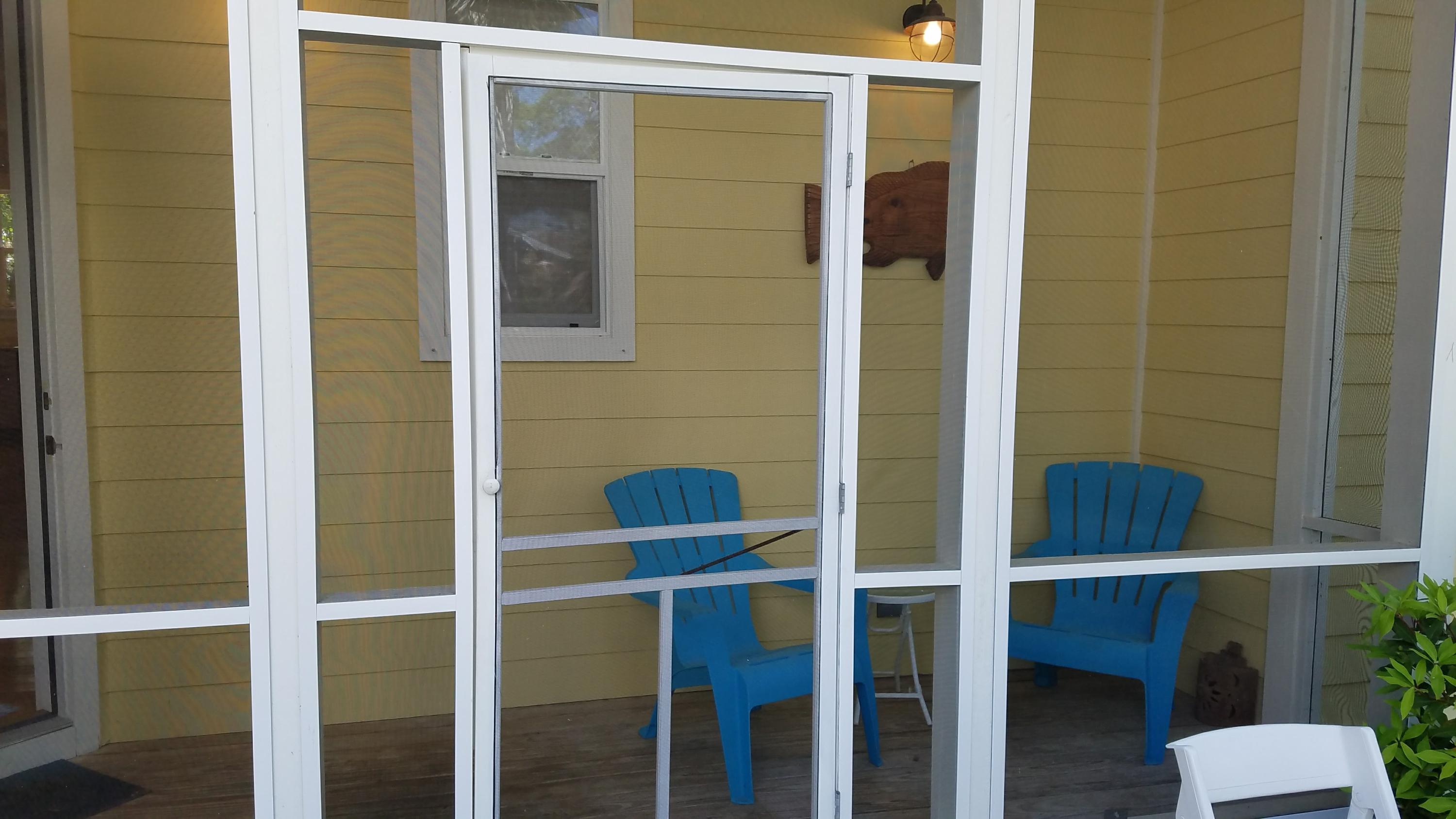 COTTAGES AT EASTERN LAKE - Residential