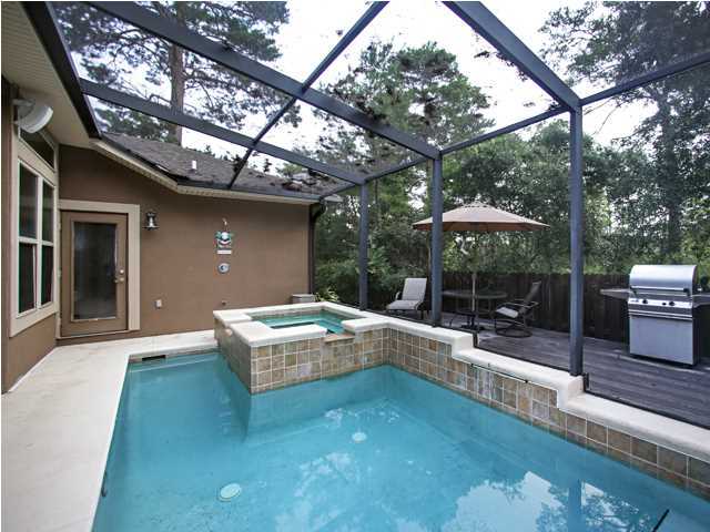 CHARDONNAY ESTATES - Residential