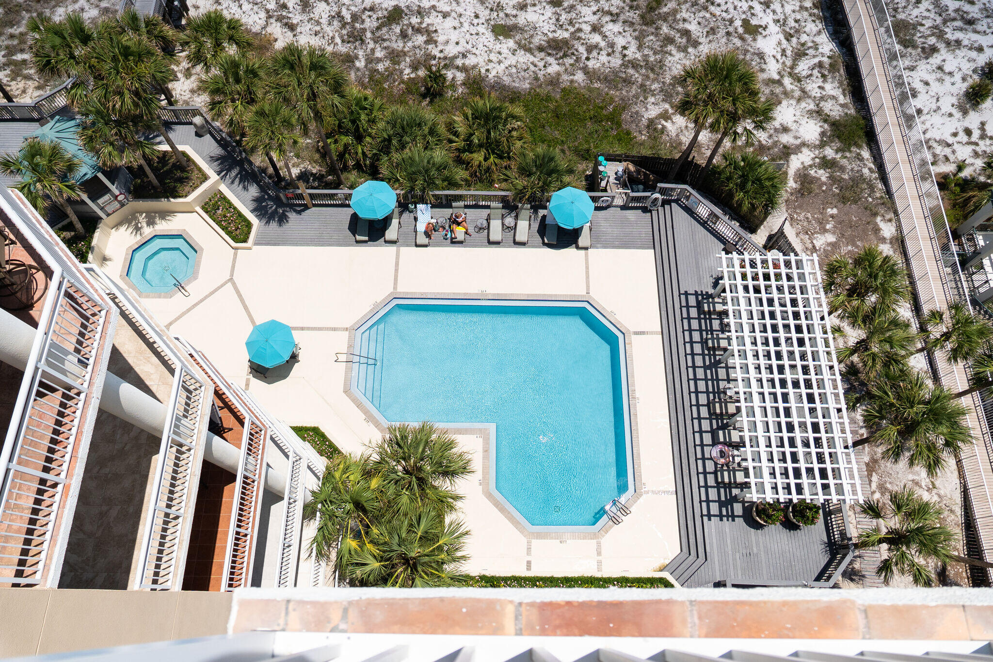 HIDDEN DUNES GRAND VILLAS - Residential