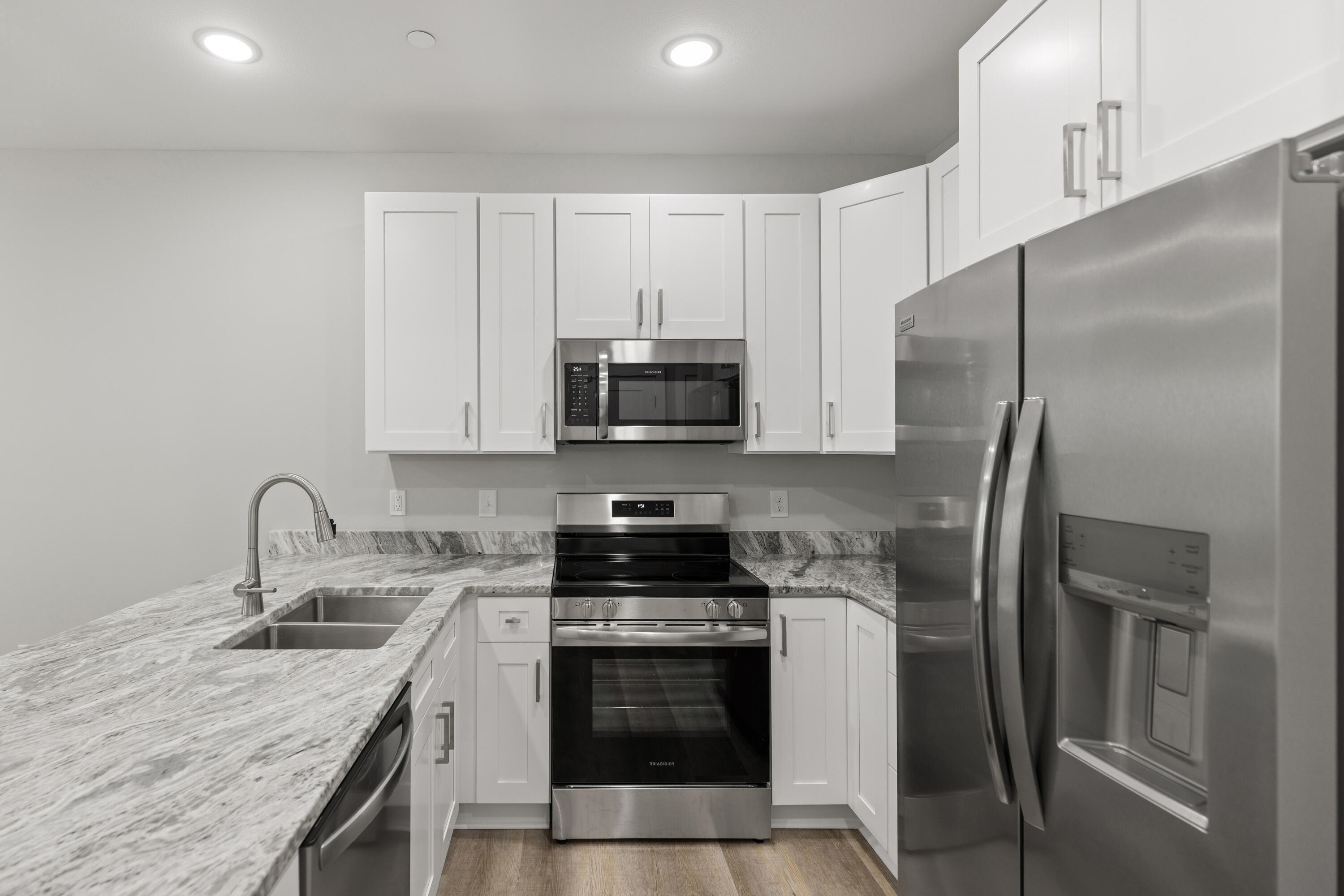 165 South - Residential Lease