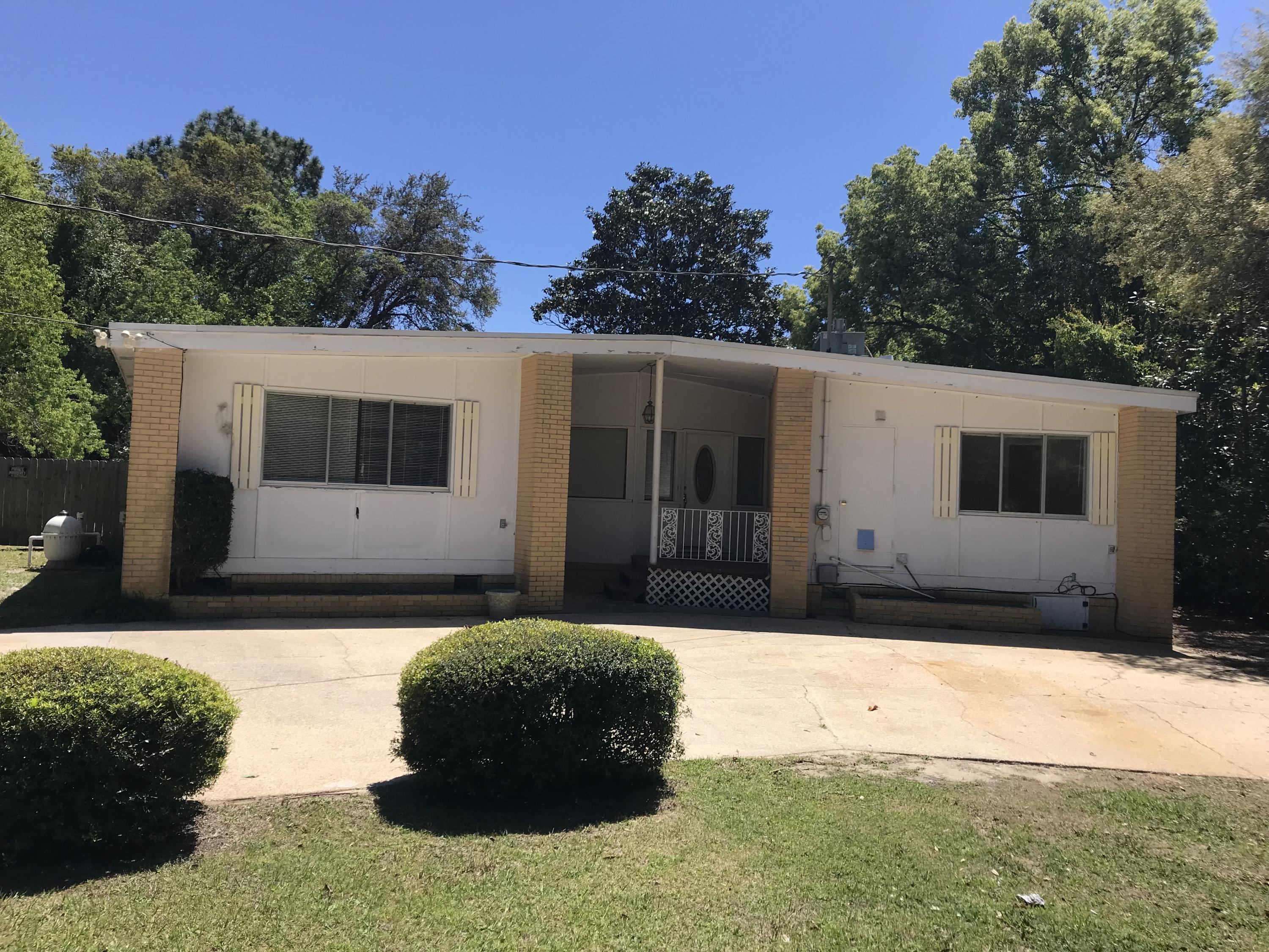 BAYOU POQUITO - Residential Lease