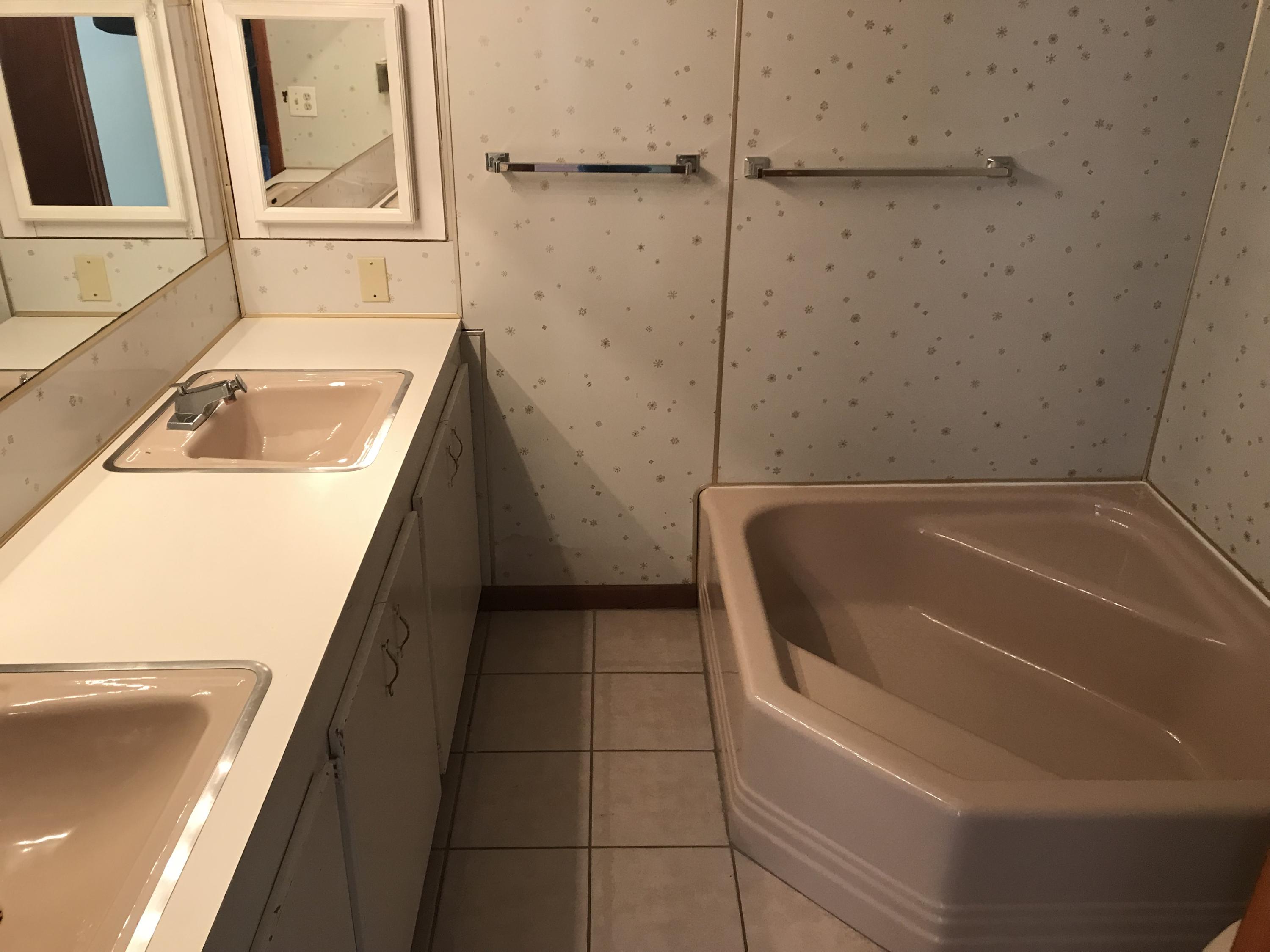 BAYOU POQUITO - Residential Lease