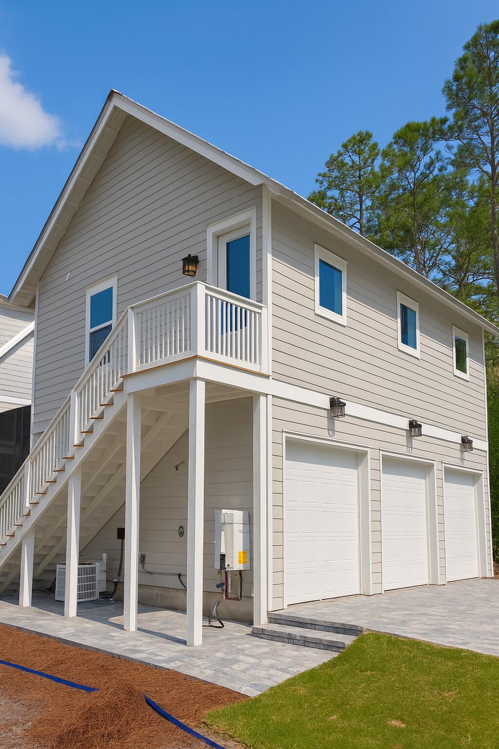 MAGNOLIA BEACH - Residential