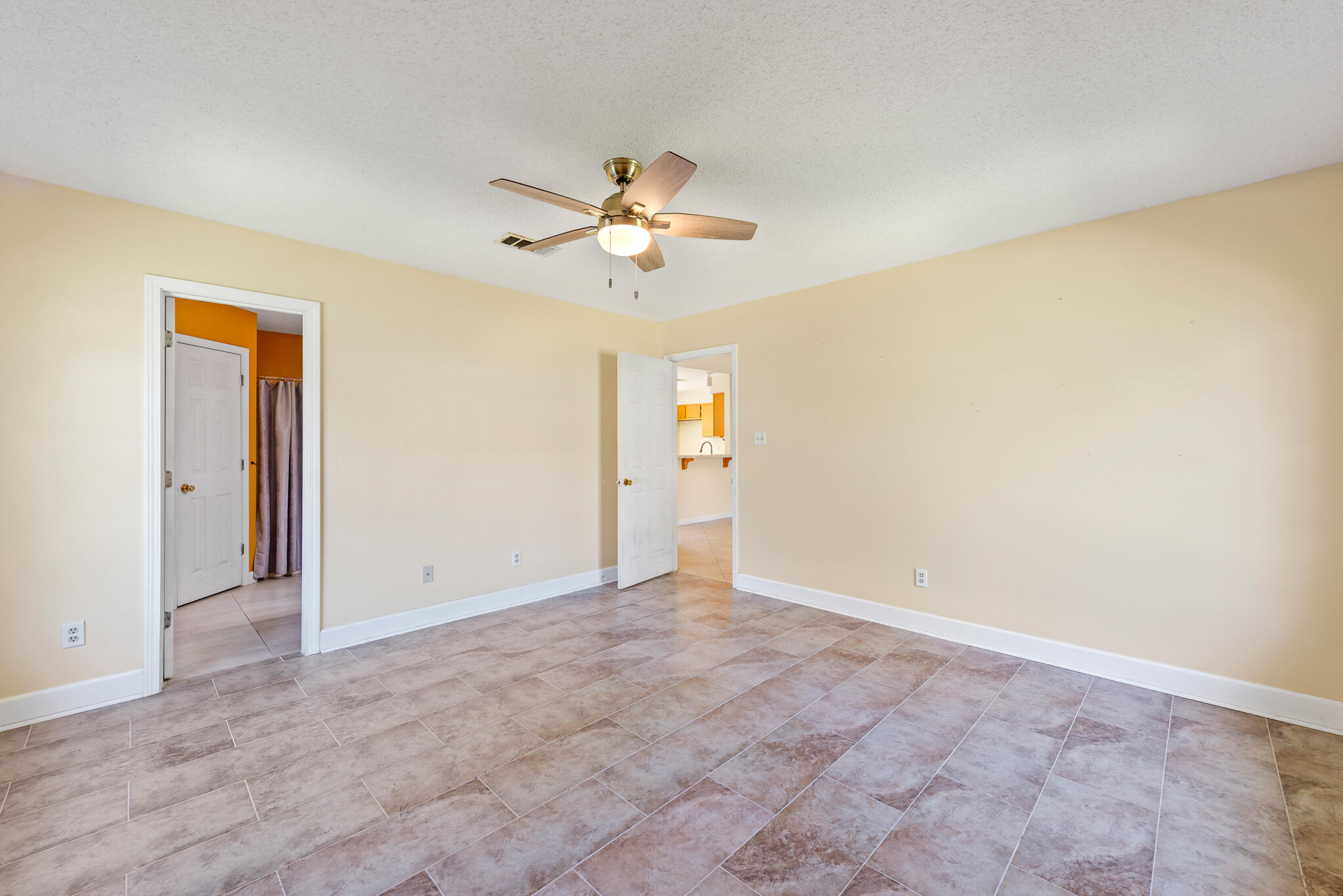 WYNNEHAVEN BEACH ESTATES - Residential