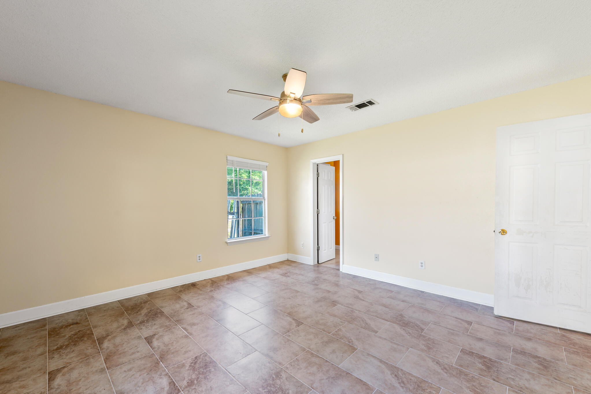 WYNNEHAVEN BEACH ESTATES - Residential